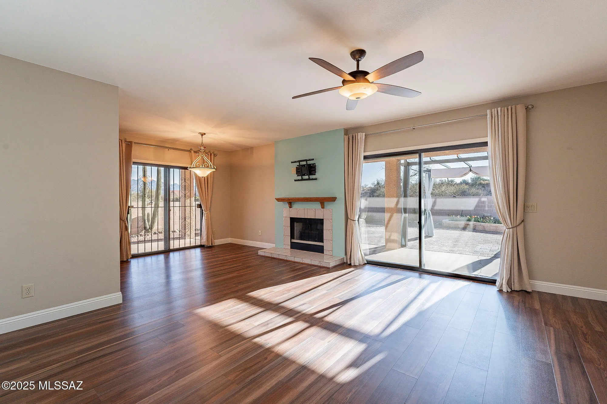 Property Slideshow image 4 of 46 | 38324 s silverwood dr, Tucson, AZ, 85739