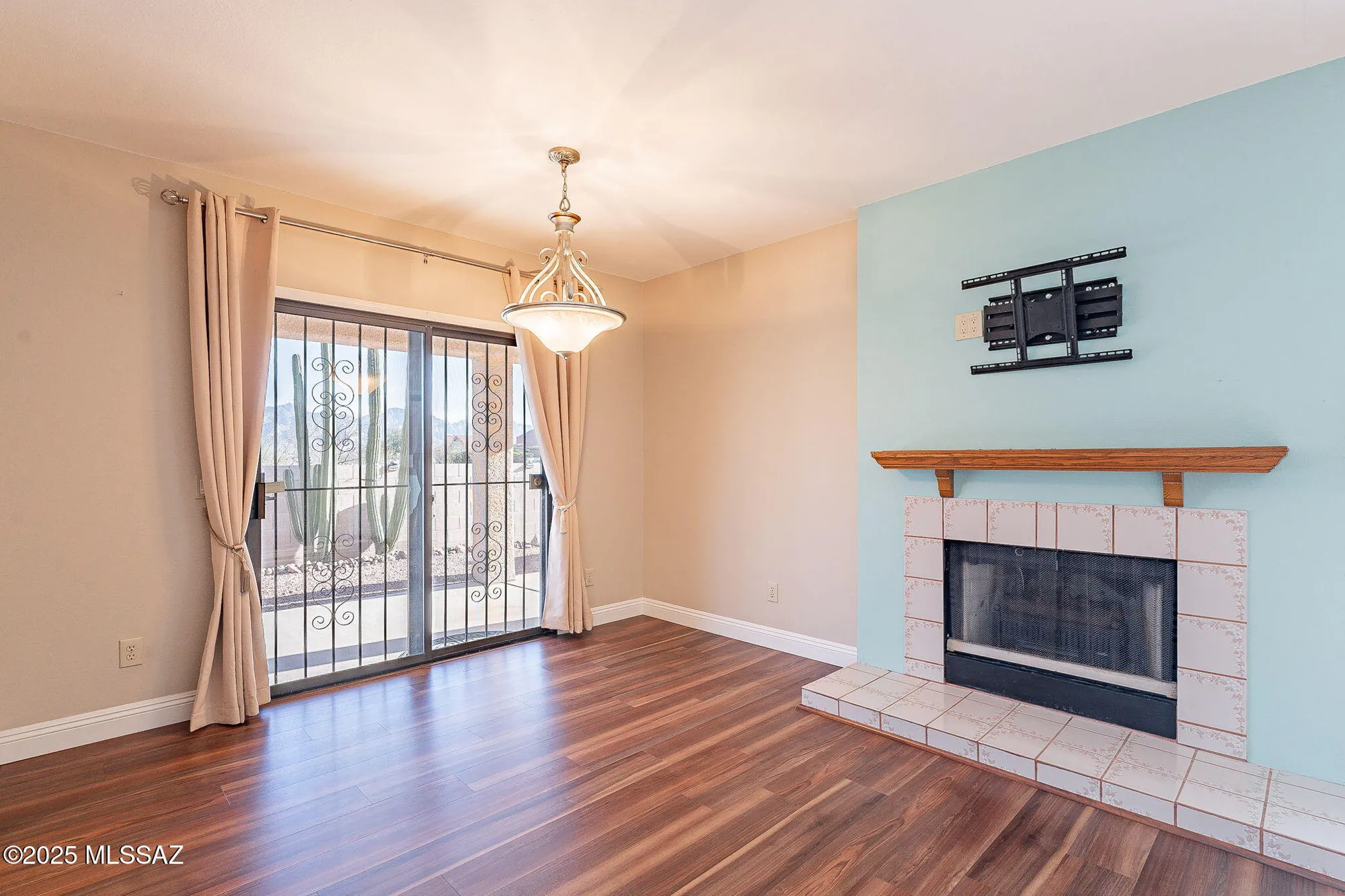 Property Slideshow image 11 of 46 | 38324 s silverwood dr, Tucson, AZ, 85739