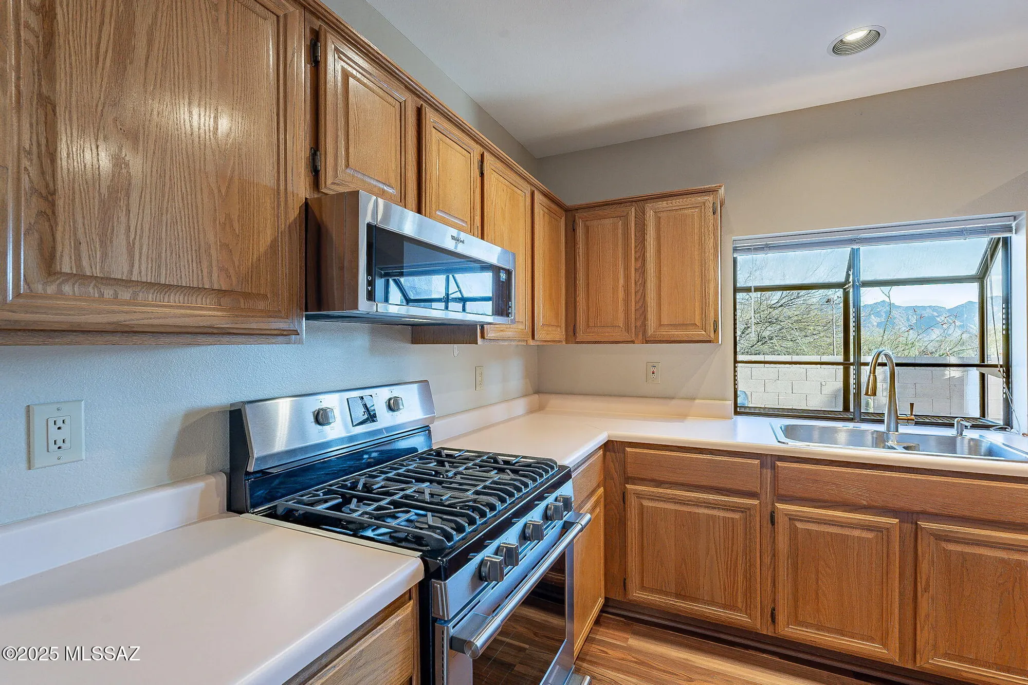 Property Slideshow image 20 of 46 | 38324 s silverwood dr, Tucson, AZ, 85739