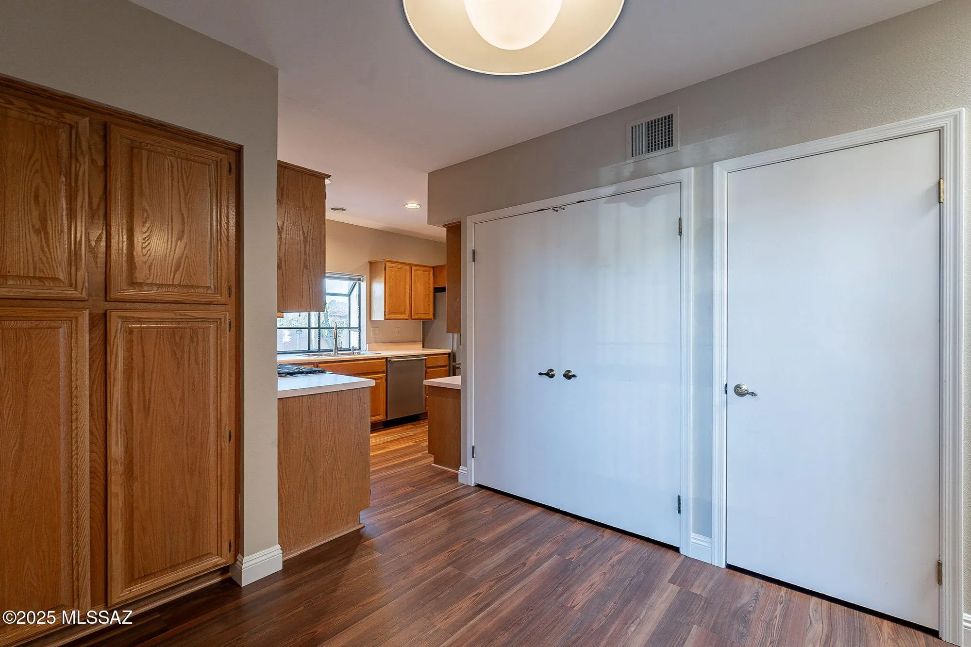 Property Slideshow image 21 of 46 | 38324 s silverwood dr, Tucson, AZ, 85739