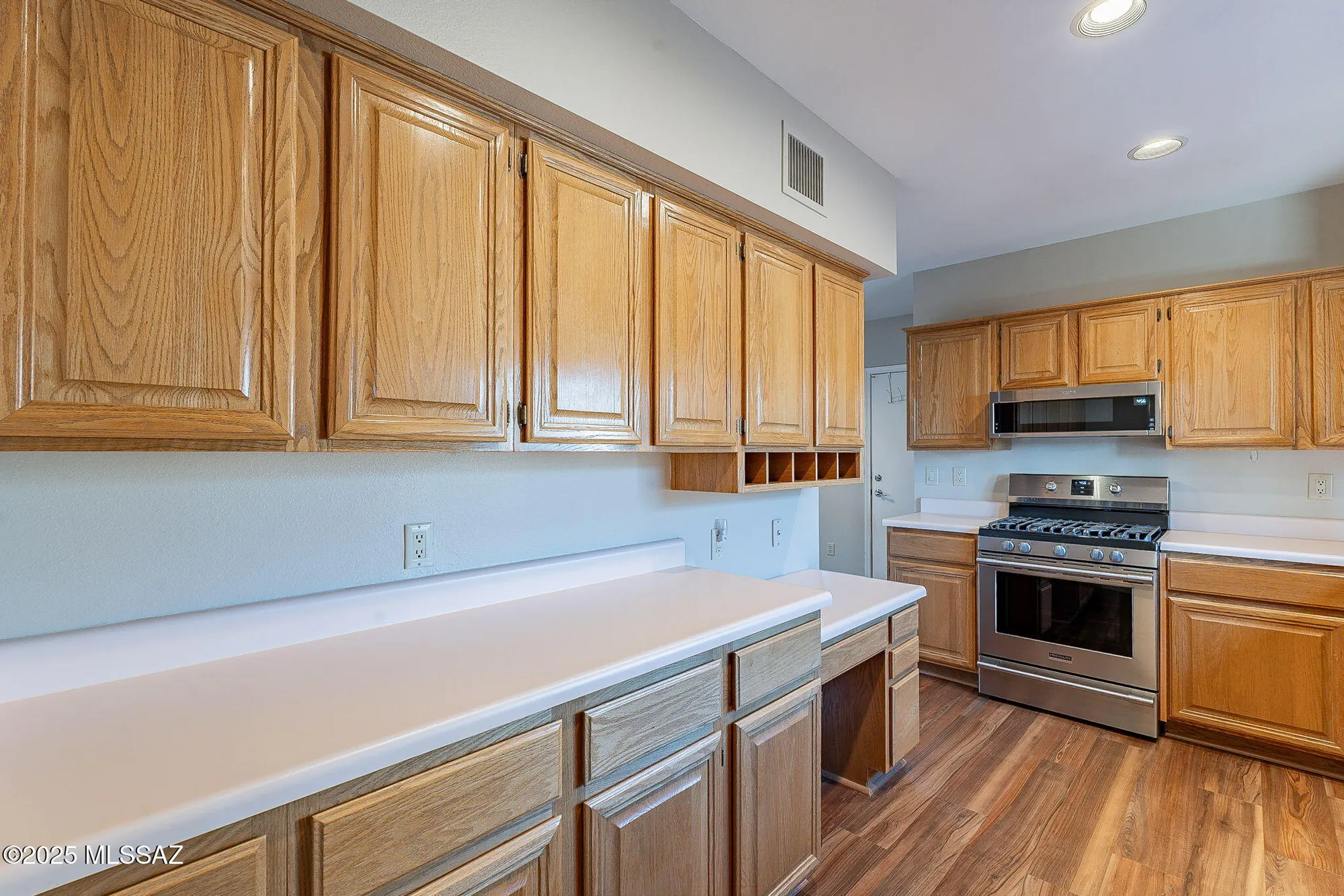 Property Slideshow image 16 of 46 | 38324 s silverwood dr, Tucson, AZ, 85739