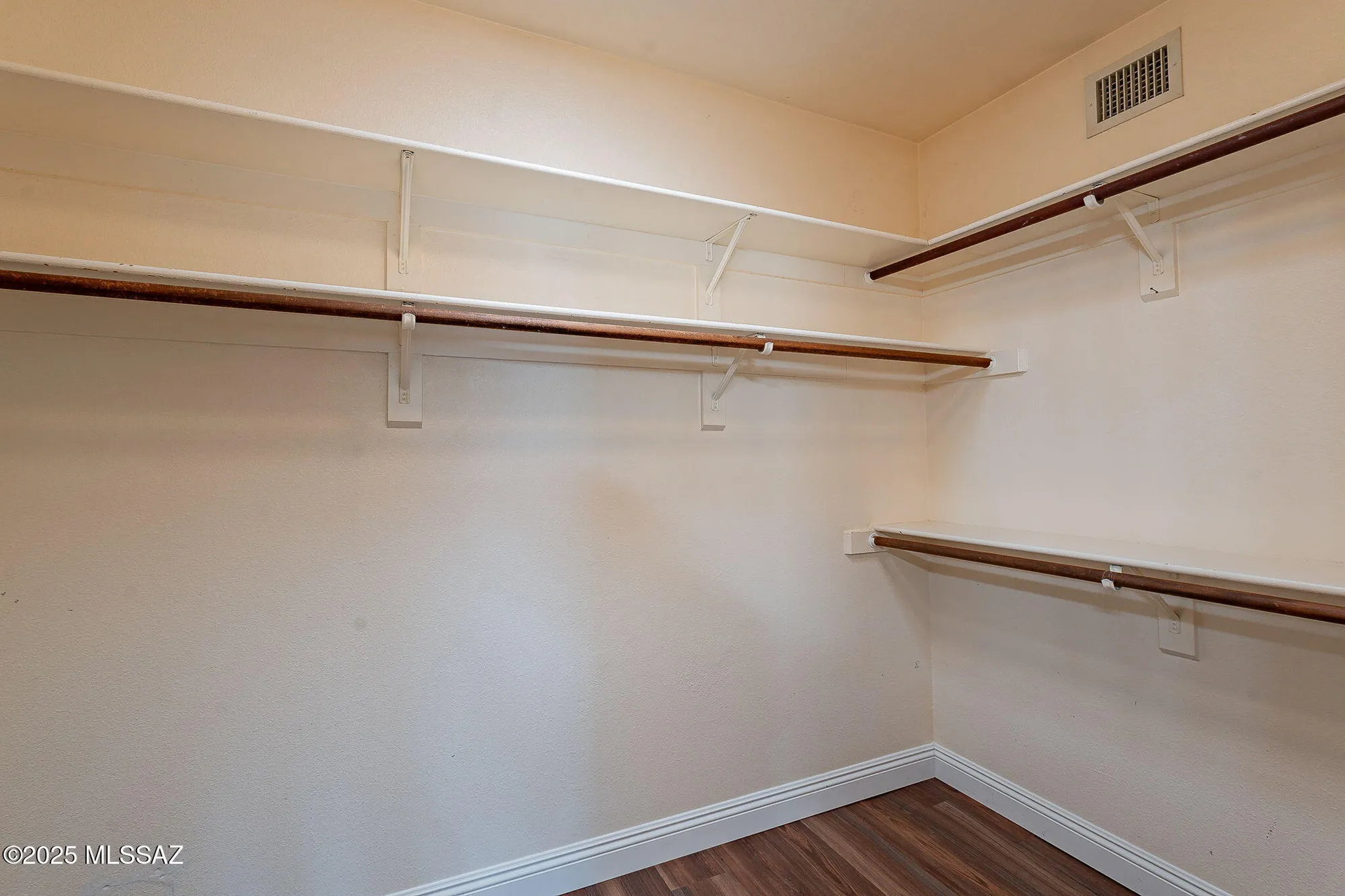 Property Slideshow image 31 of 46 | 38324 s silverwood dr, Tucson, AZ, 85739