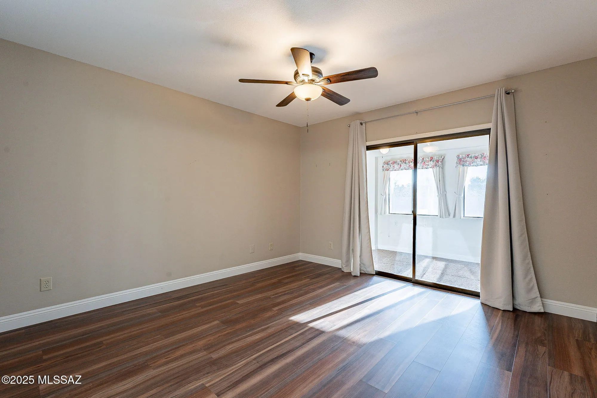 Property Slideshow image 28 of 46 | 38324 s silverwood dr, Tucson, AZ, 85739