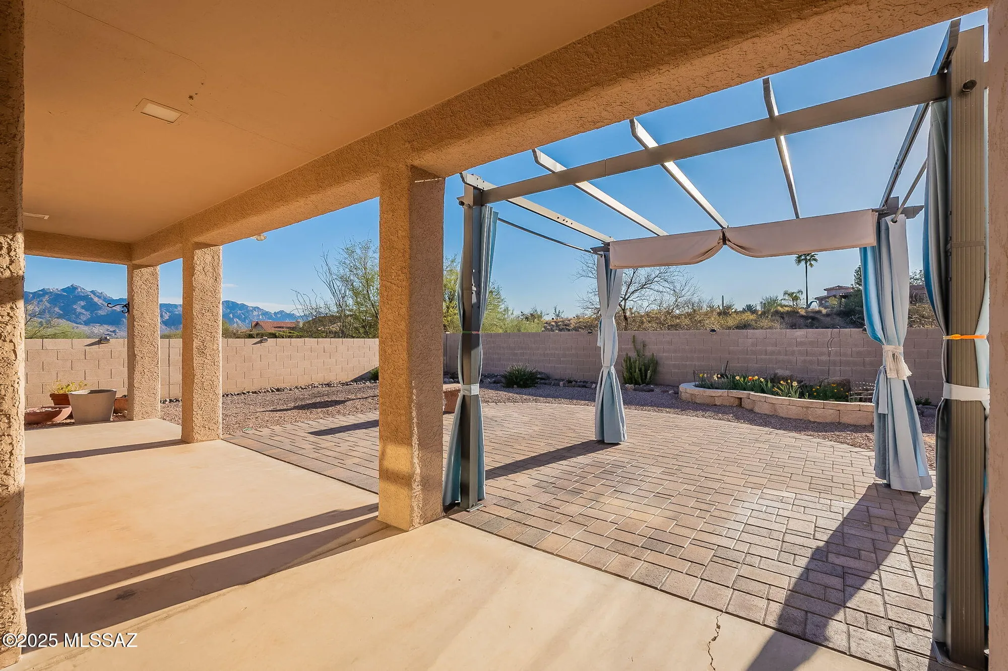 Property Slideshow image 37 of 46 | 38324 s silverwood dr, Tucson, AZ, 85739