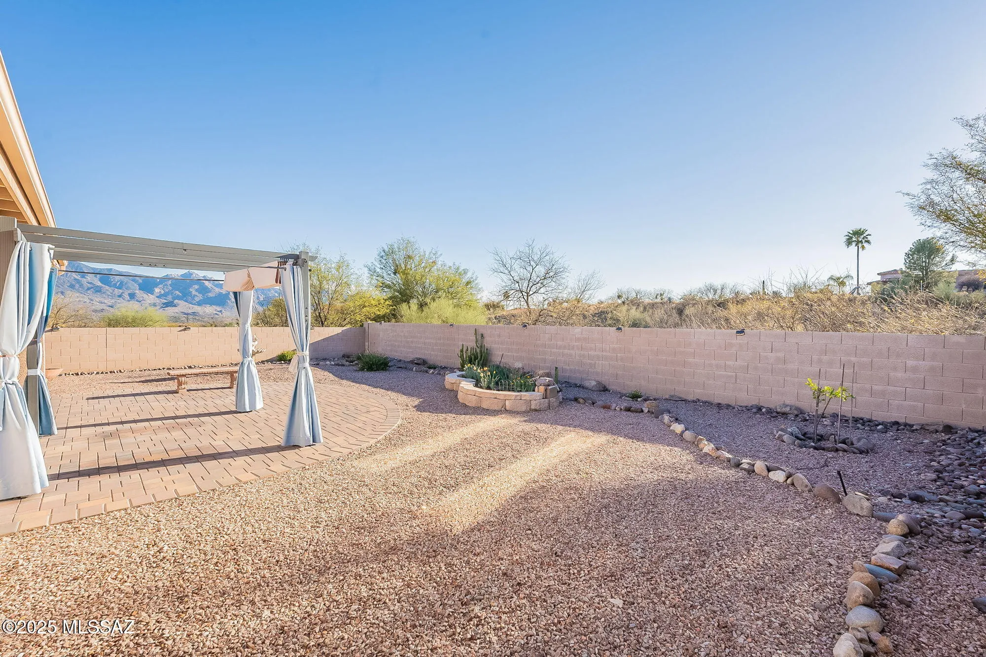 Property Slideshow image 43 of 46 | 38324 s silverwood dr, Tucson, AZ, 85739