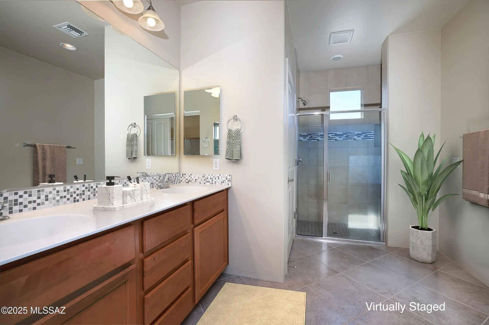 Property Slideshow image 13 of 38 | 13808 e langtry ln, Tucson, AZ, 85747