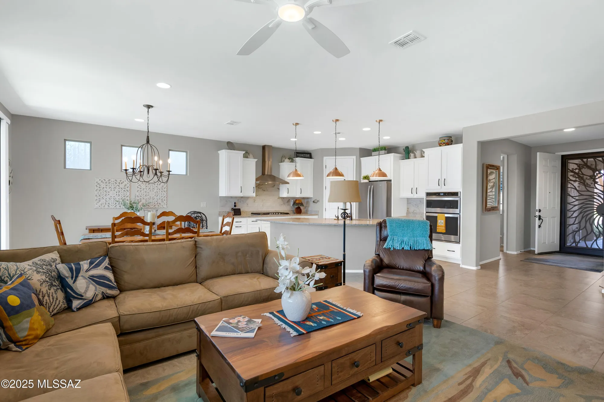 Property Slideshow image 8 of 34 | 7009 w kanab creek trl, Marana, AZ, 85658