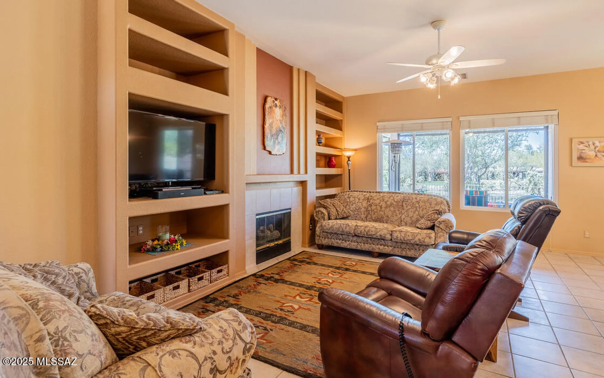 Property Slideshow image 9 of 48 | 13607 n sunset mesa dr, Marana, AZ, 85658
