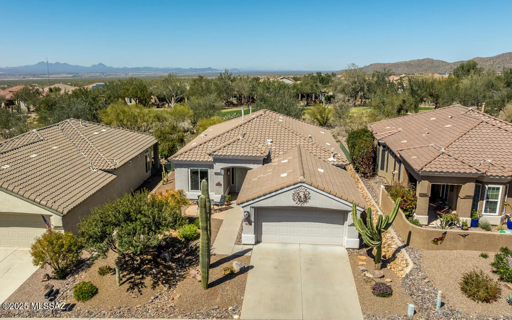 Property Slideshow image 1 of 48 | 13607 n sunset mesa dr, Marana, AZ, 85658