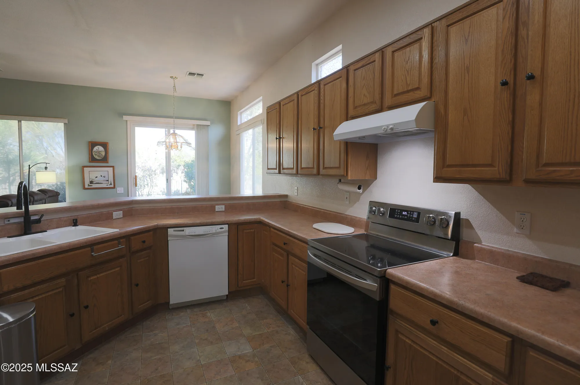 Property Slideshow image 22 of 51 | 13599 n sunset mesa dr, Marana, AZ, 85658