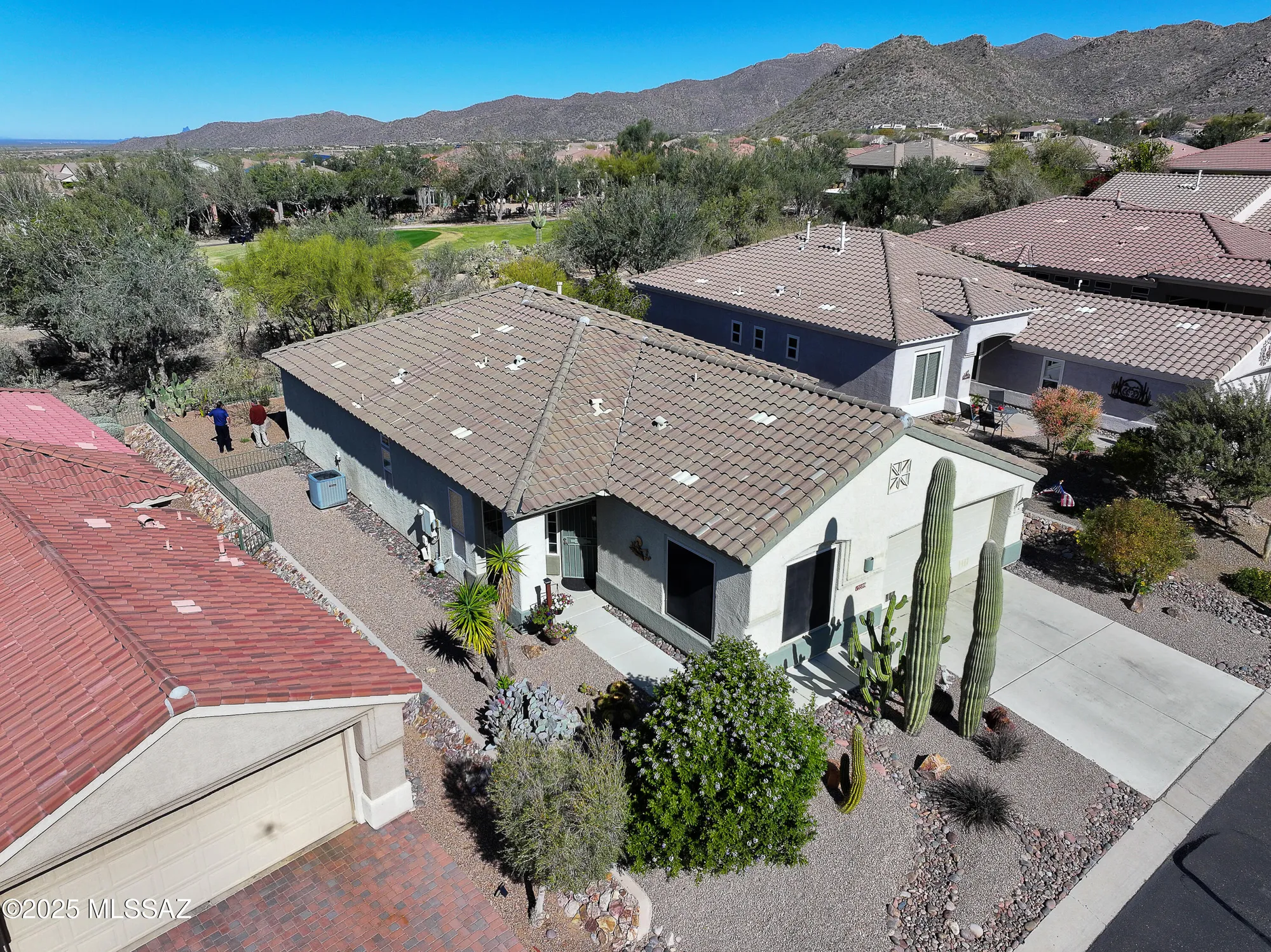 Property Slideshow image 7 of 51 | 13599 n sunset mesa dr, Marana, AZ, 85658