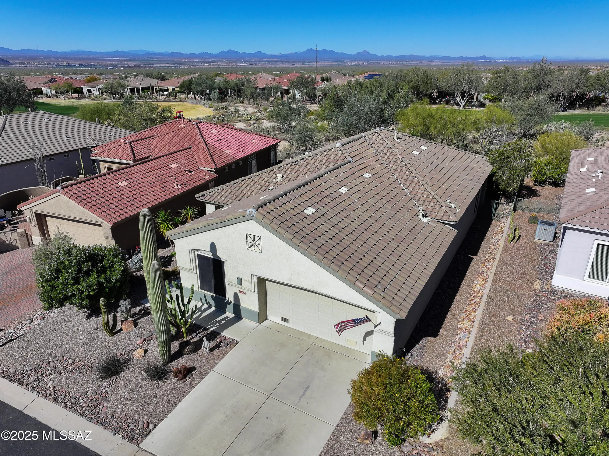 Property Slideshow image 5 of 51 | 13599 n sunset mesa dr, Marana, AZ, 85658