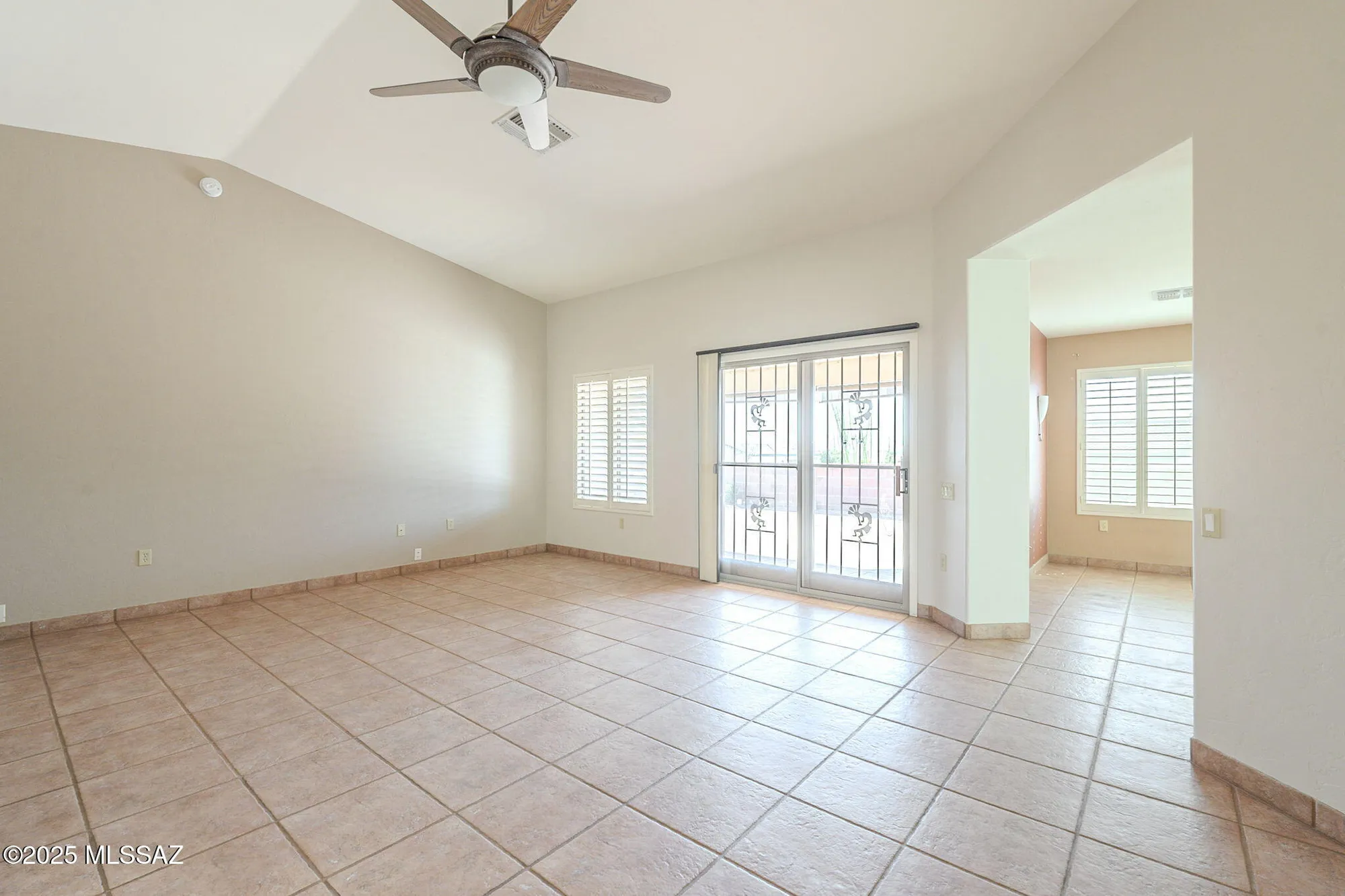 Property Slideshow image 5 of 27 | 312 n cedar crest dr, Green Valley, AZ, 85614