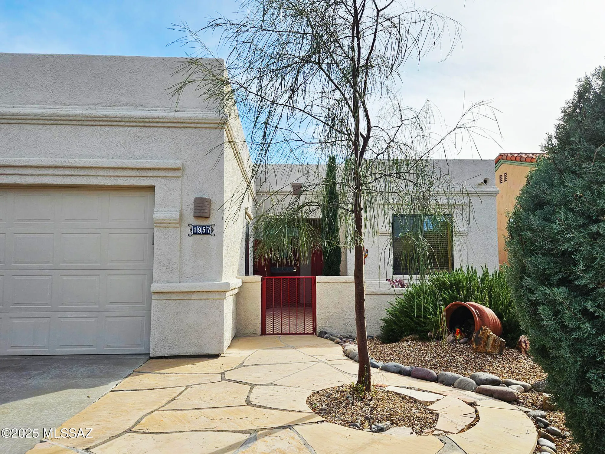 Property Slideshow image 9 of 26 | 1957 w vista ridge dr, Green Valley, AZ, 85622