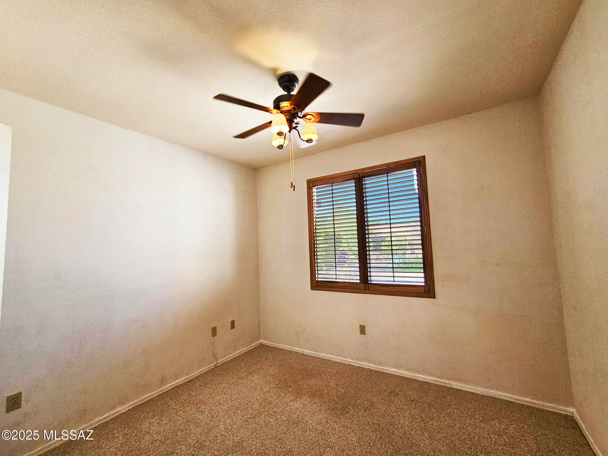 Property Slideshow image 16 of 26 | 1957 w vista ridge dr, Green Valley, AZ, 85622