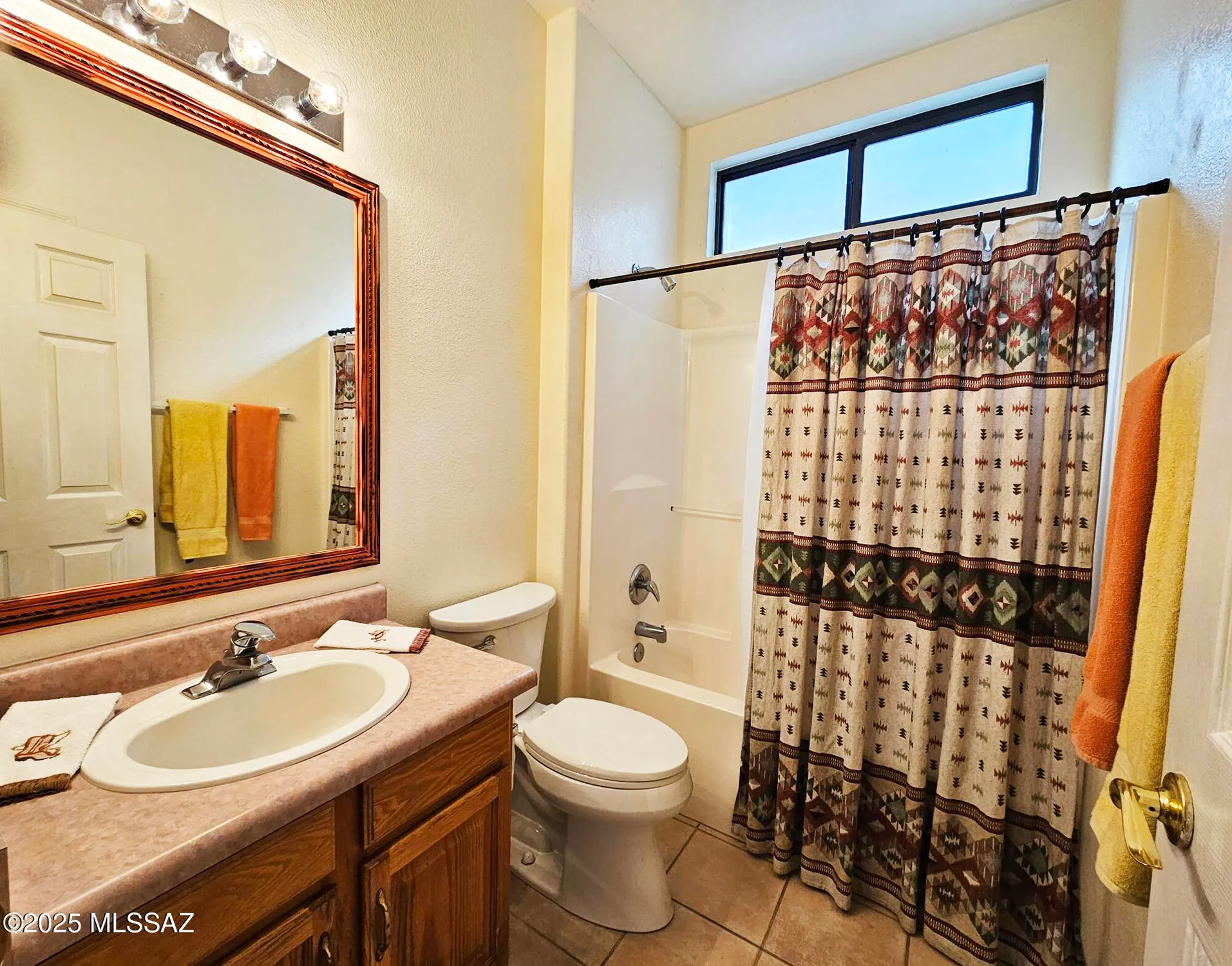 Property Slideshow image 17 of 26 | 1957 w vista ridge dr, Green Valley, AZ, 85622