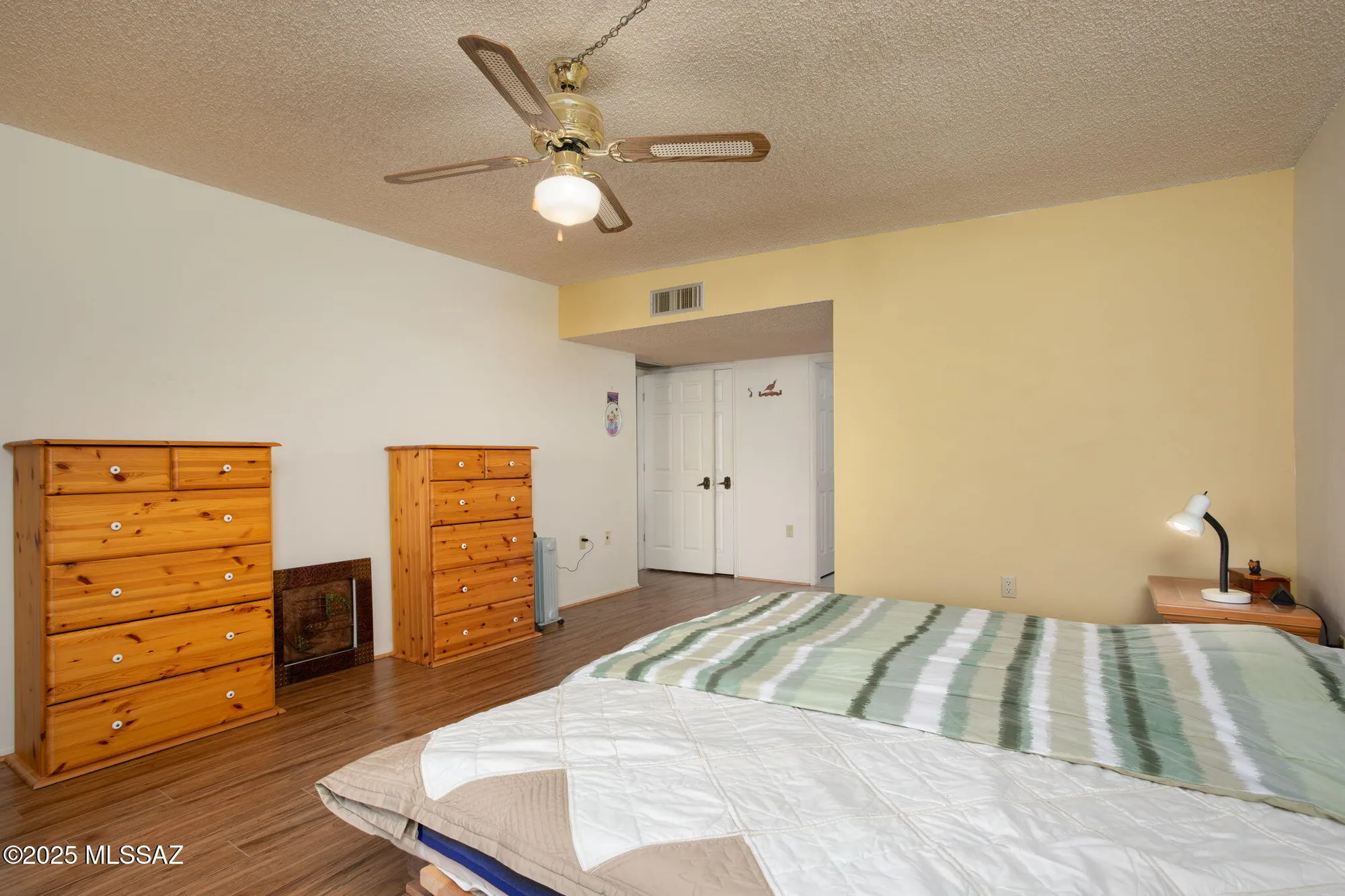 Property Slideshow image 13 of 34 | 832 w calle del regalo, Green Valley, AZ, 85614