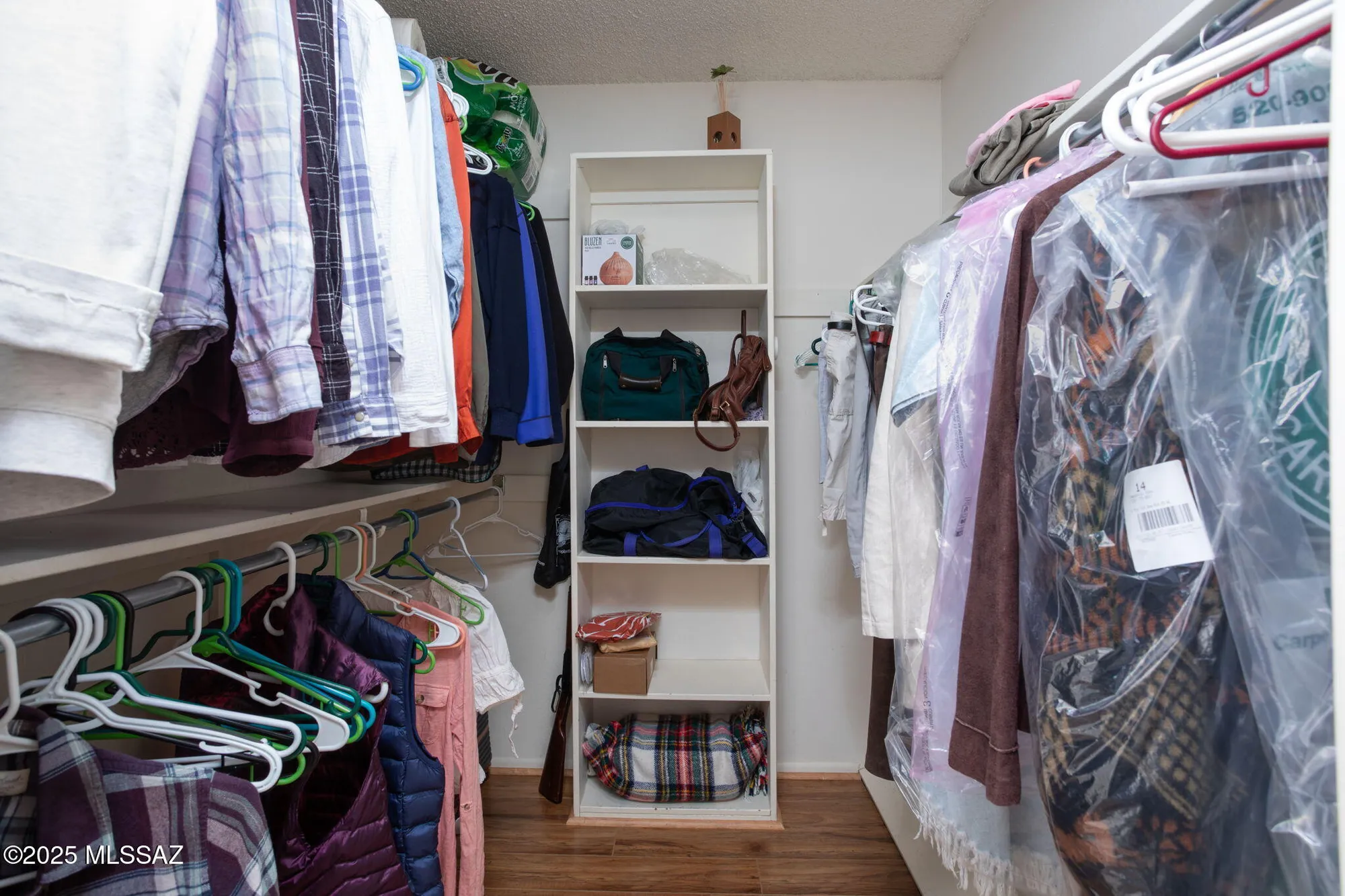 Property Slideshow image 18 of 34 | 832 w calle del regalo, Green Valley, AZ, 85614