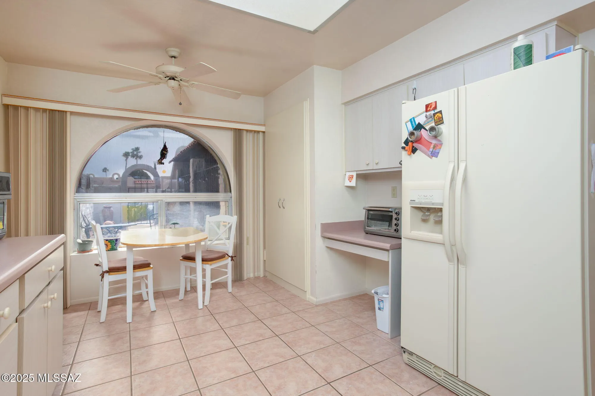 Property Slideshow image 6 of 34 | 832 w calle del regalo, Green Valley, AZ, 85614