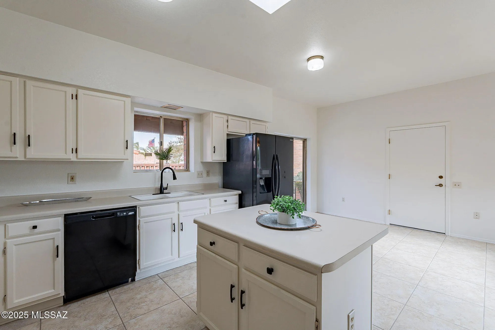 Property Slideshow image 11 of 27 | 1594 w calle hacienda, Green Valley, AZ, 85622