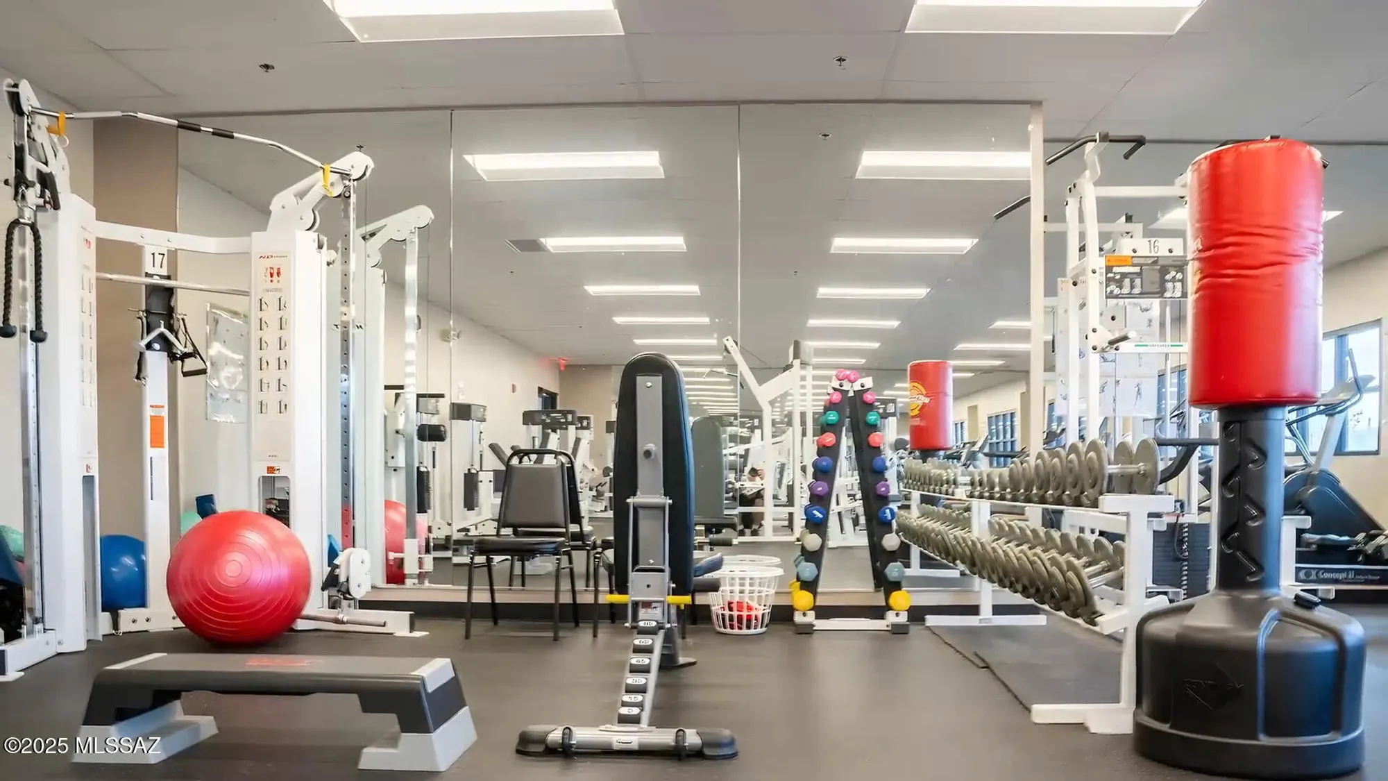 Property Slideshow image 31 of 38 | 13808 e langtry ln, Tucson, AZ, 85747