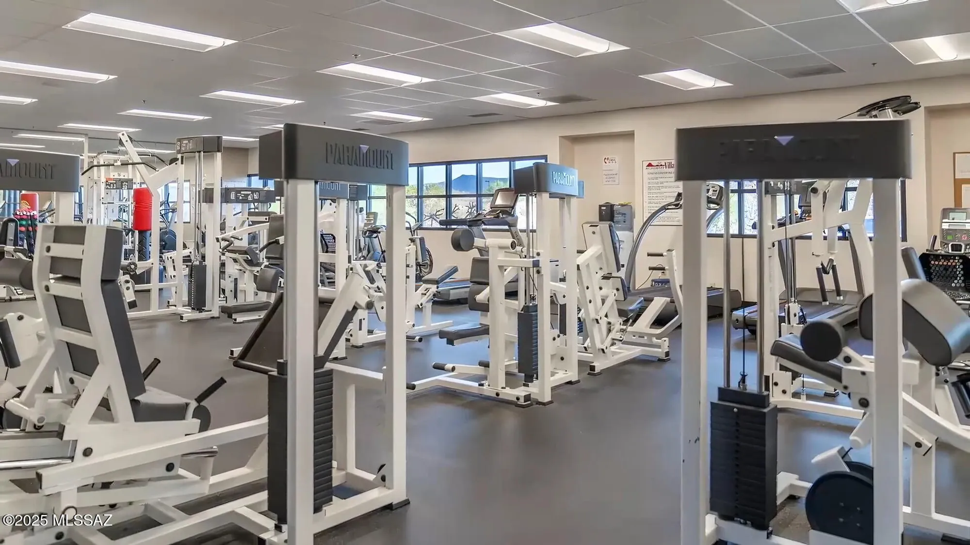 Property Slideshow image 32 of 38 | 13808 e langtry ln, Tucson, AZ, 85747