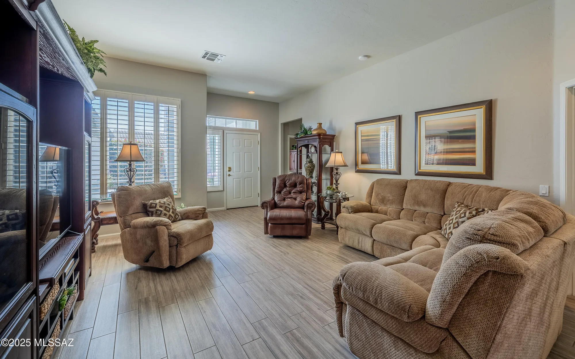 Property Slideshow image 3 of 47 | 5084 w desert poppy ln, Marana, AZ, 85658