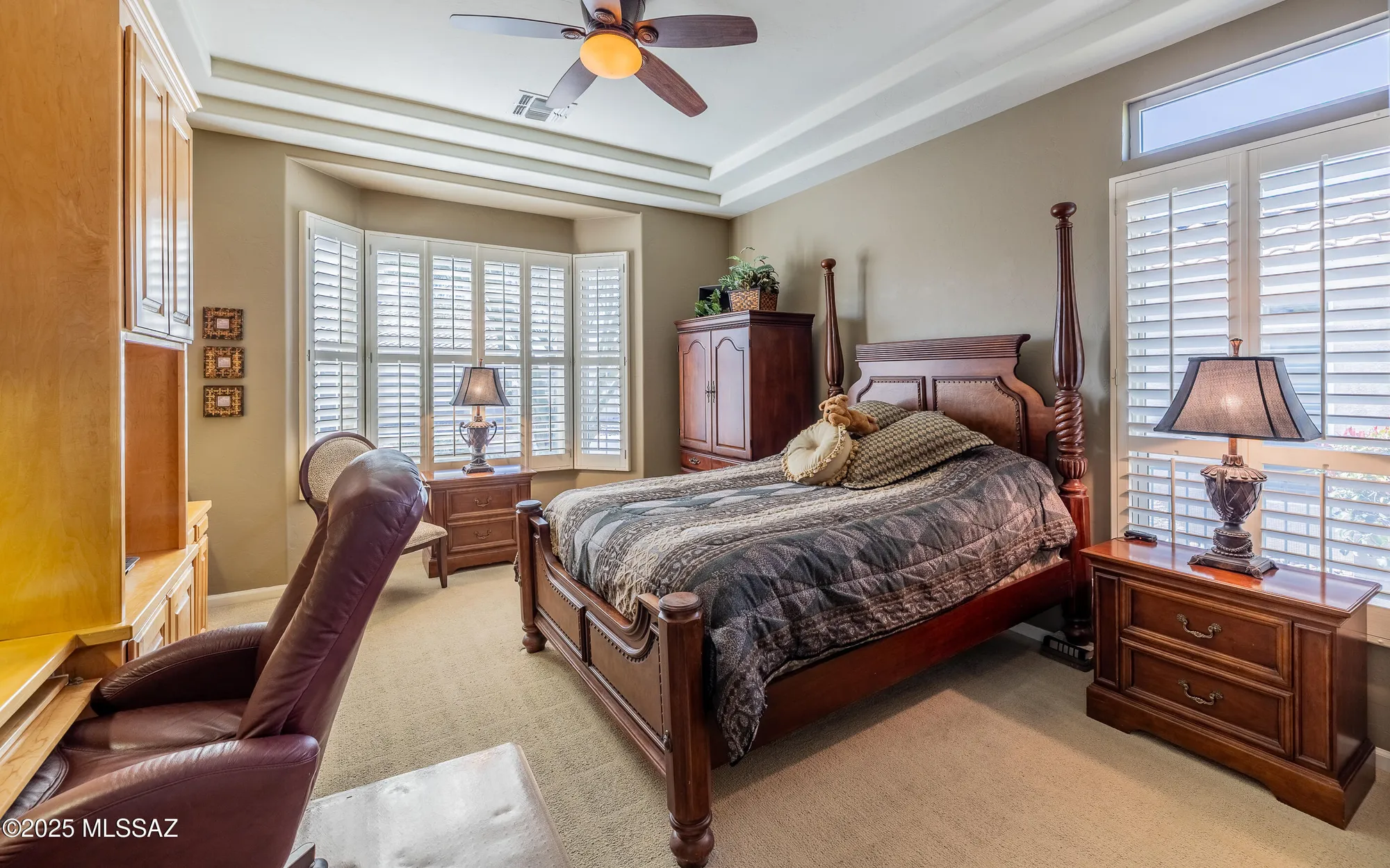 Property Slideshow image 19 of 47 | 5084 w desert poppy ln, Marana, AZ, 85658