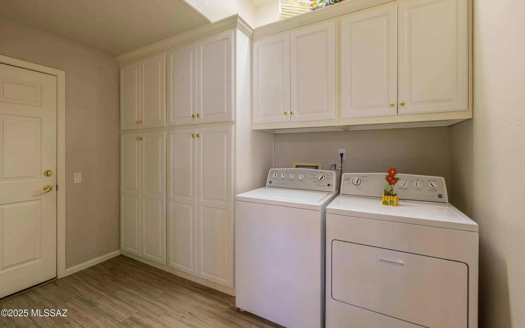 Property Slideshow image 23 of 47 | 5084 w desert poppy ln, Marana, AZ, 85658