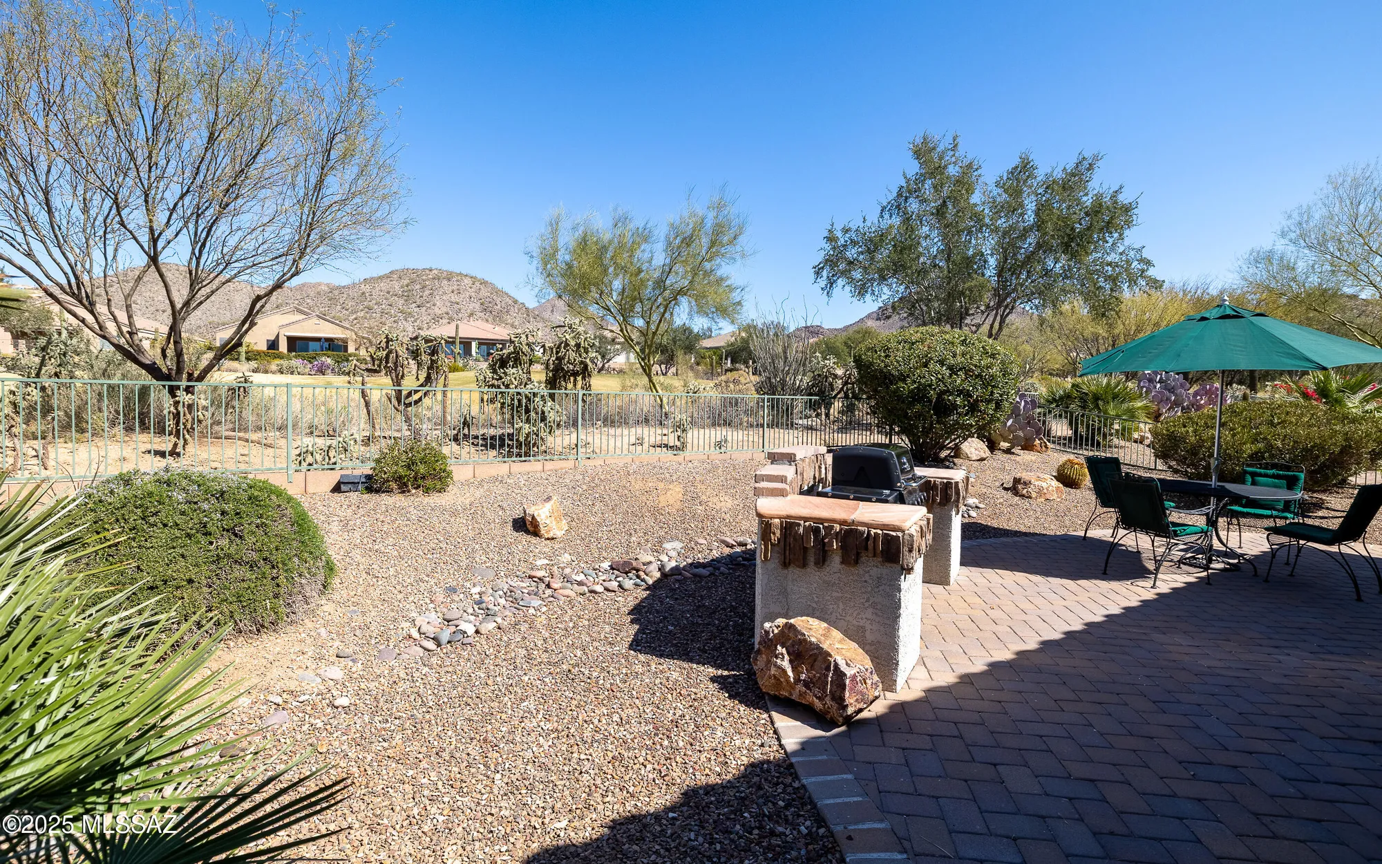 Property Slideshow image 33 of 47 | 5084 w desert poppy ln, Marana, AZ, 85658