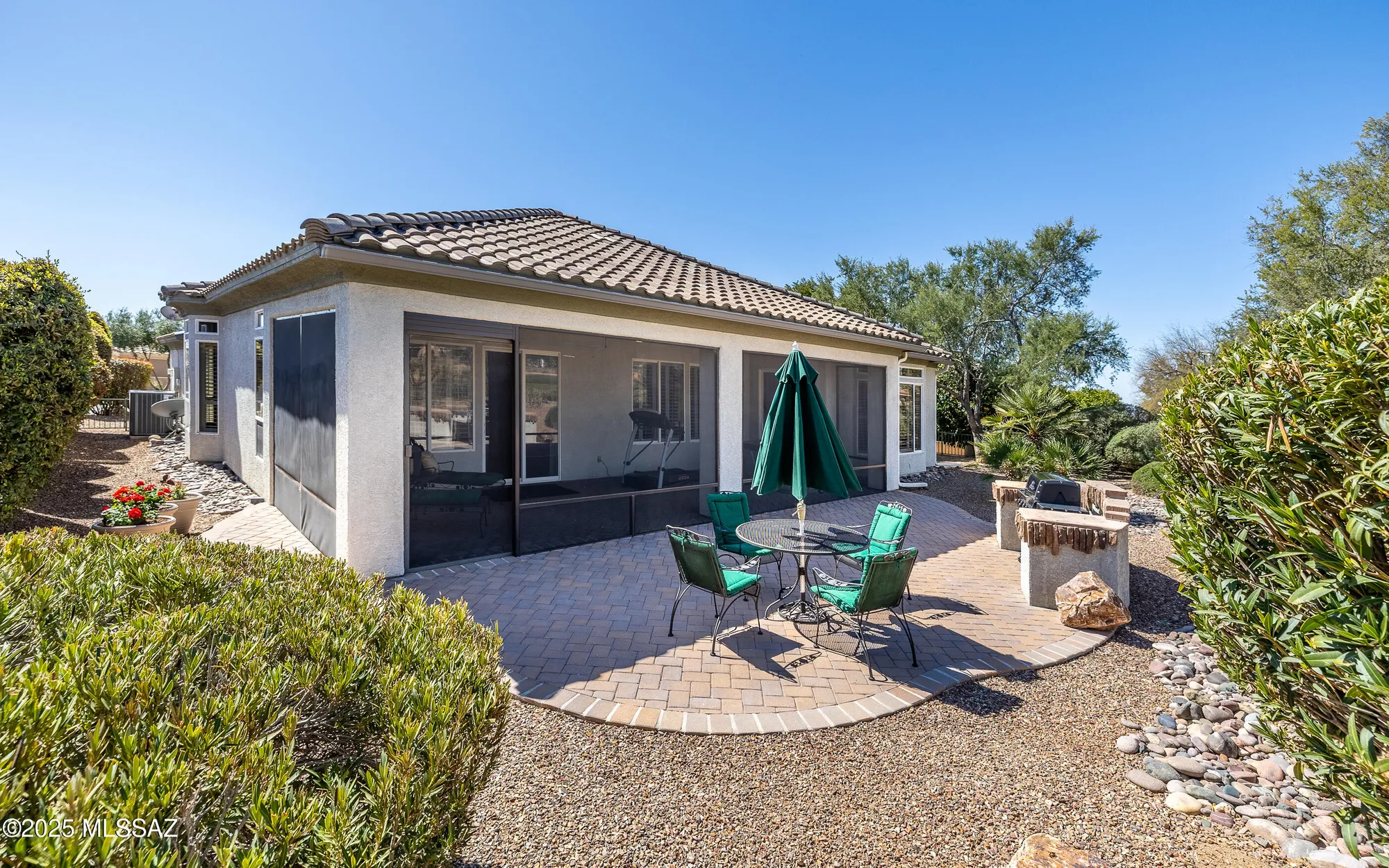 Property Slideshow image 32 of 47 | 5084 w desert poppy ln, Marana, AZ, 85658