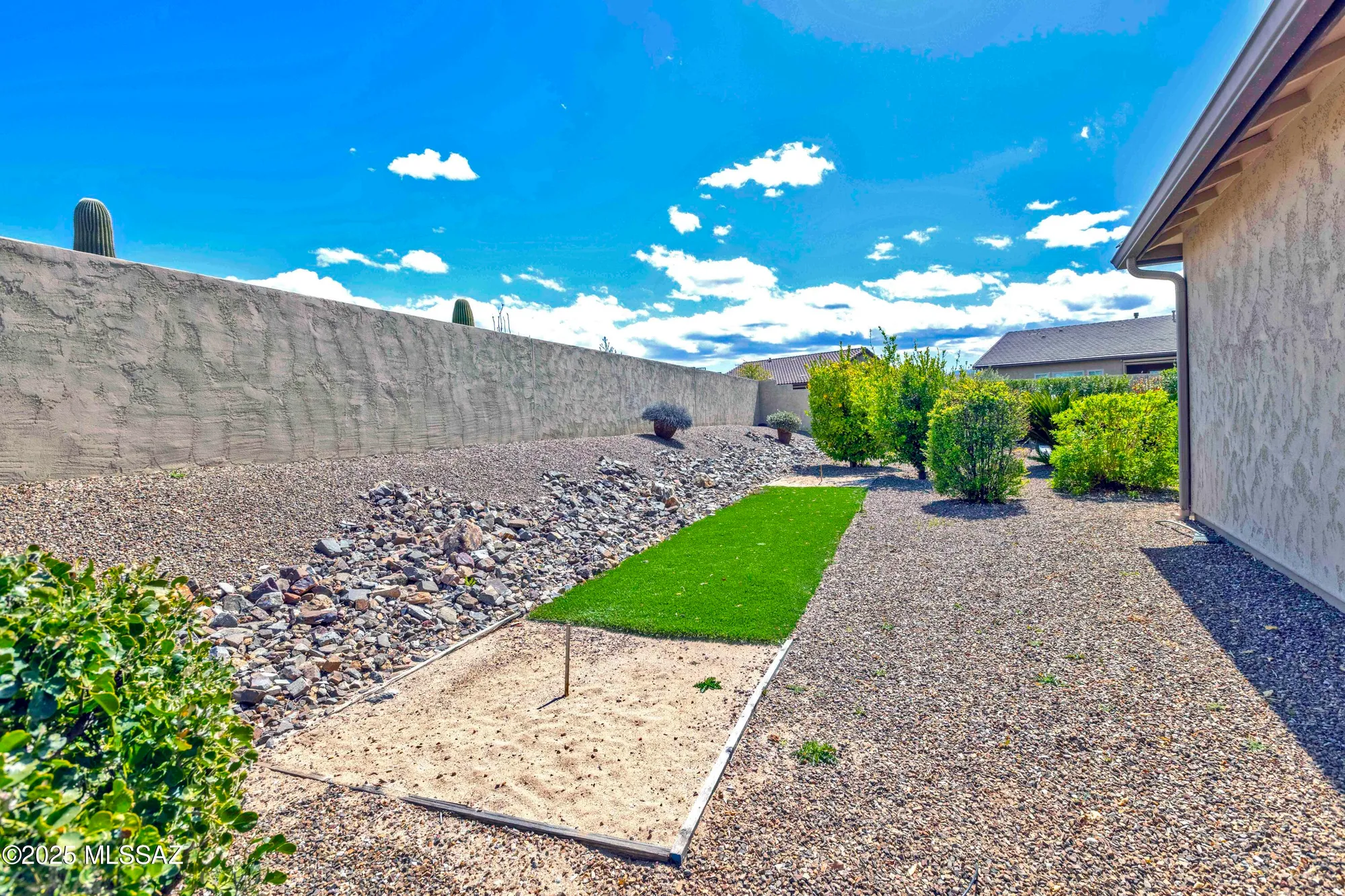 Property Slideshow image 35 of 49 | 31547 s misty basin rd, Oracle, AZ, 85623