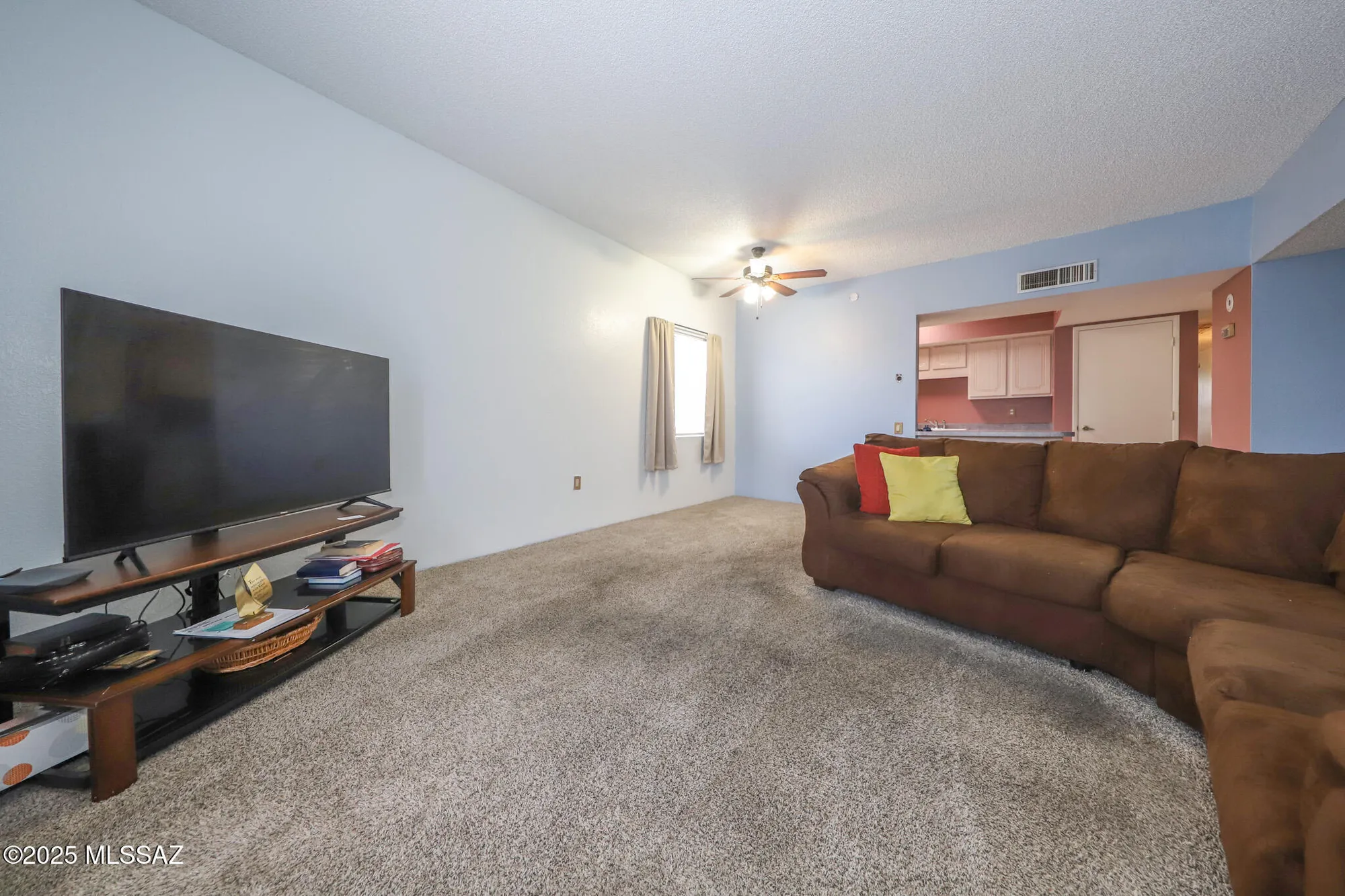 Property Slideshow image 8 of 38 | 1125 w calle trafalgar, Green Valley, AZ, 85622