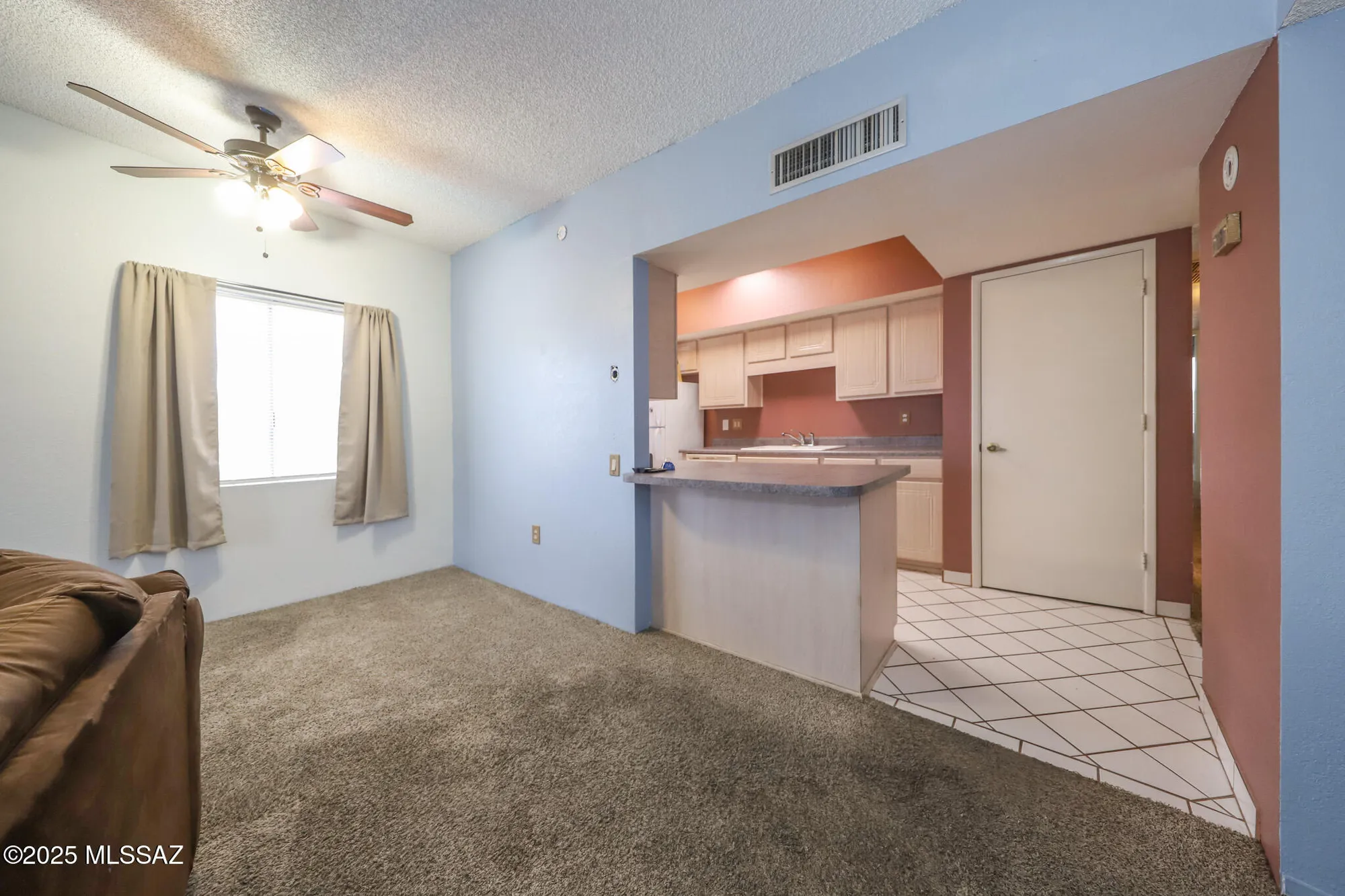 Property Slideshow image 9 of 38 | 1125 w calle trafalgar, Green Valley, AZ, 85622