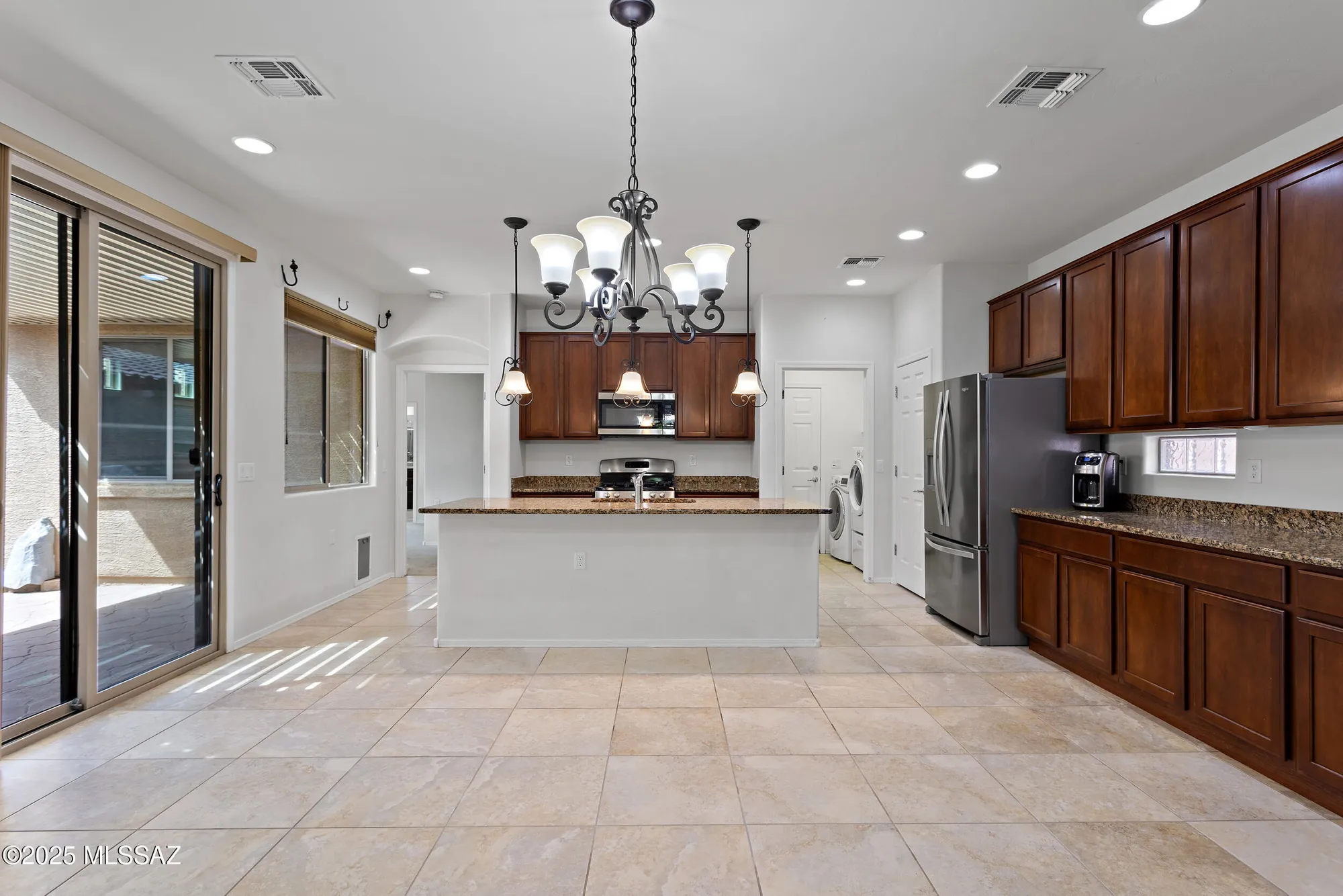 Property Slideshow image 6 of 34 | 14029 e stanhope blvd, Vail, AZ, 85641