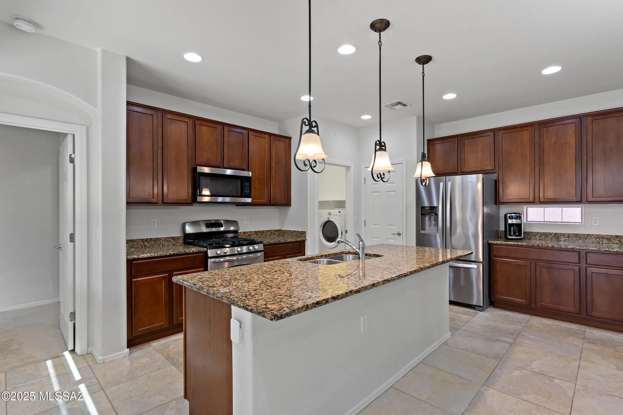 Property Slideshow image 9 of 34 | 14029 e stanhope blvd, Vail, AZ, 85641