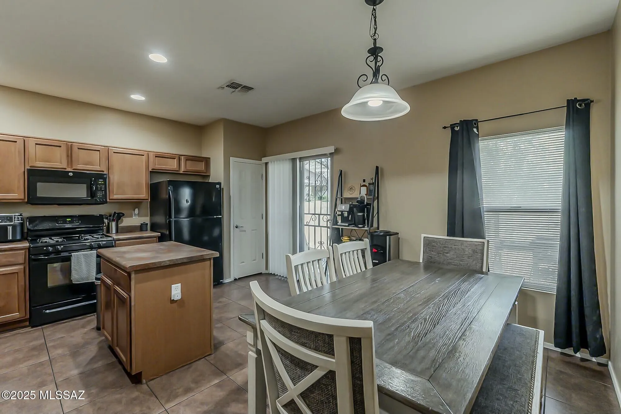 Property Slideshow image 16 of 50 | 926 w via de gala, Sahuarita, AZ, 85629