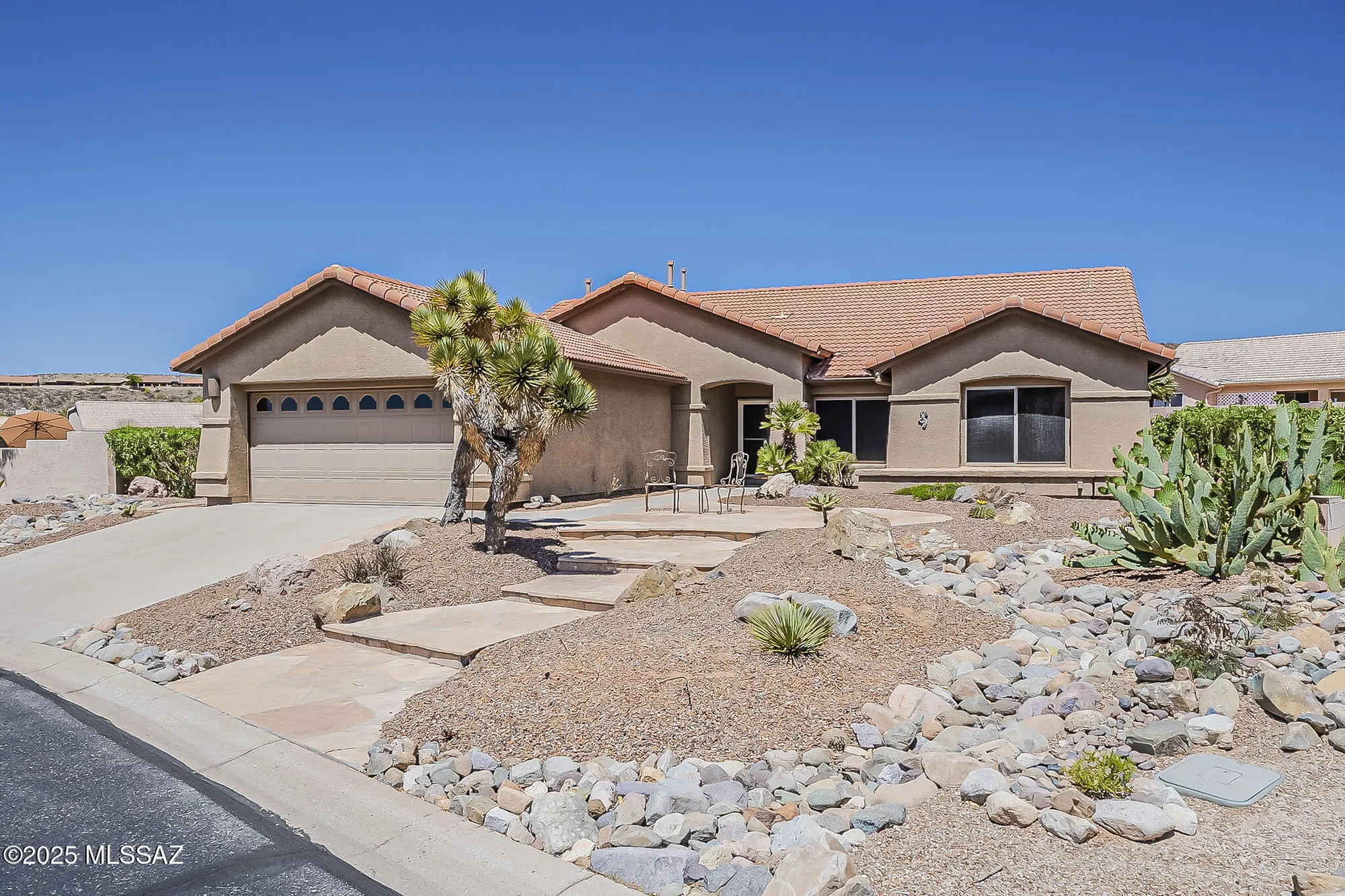 Property Slideshow image 1 of 35 | 65704 e rose crest dr, Saddlebrooke, AZ, 85739