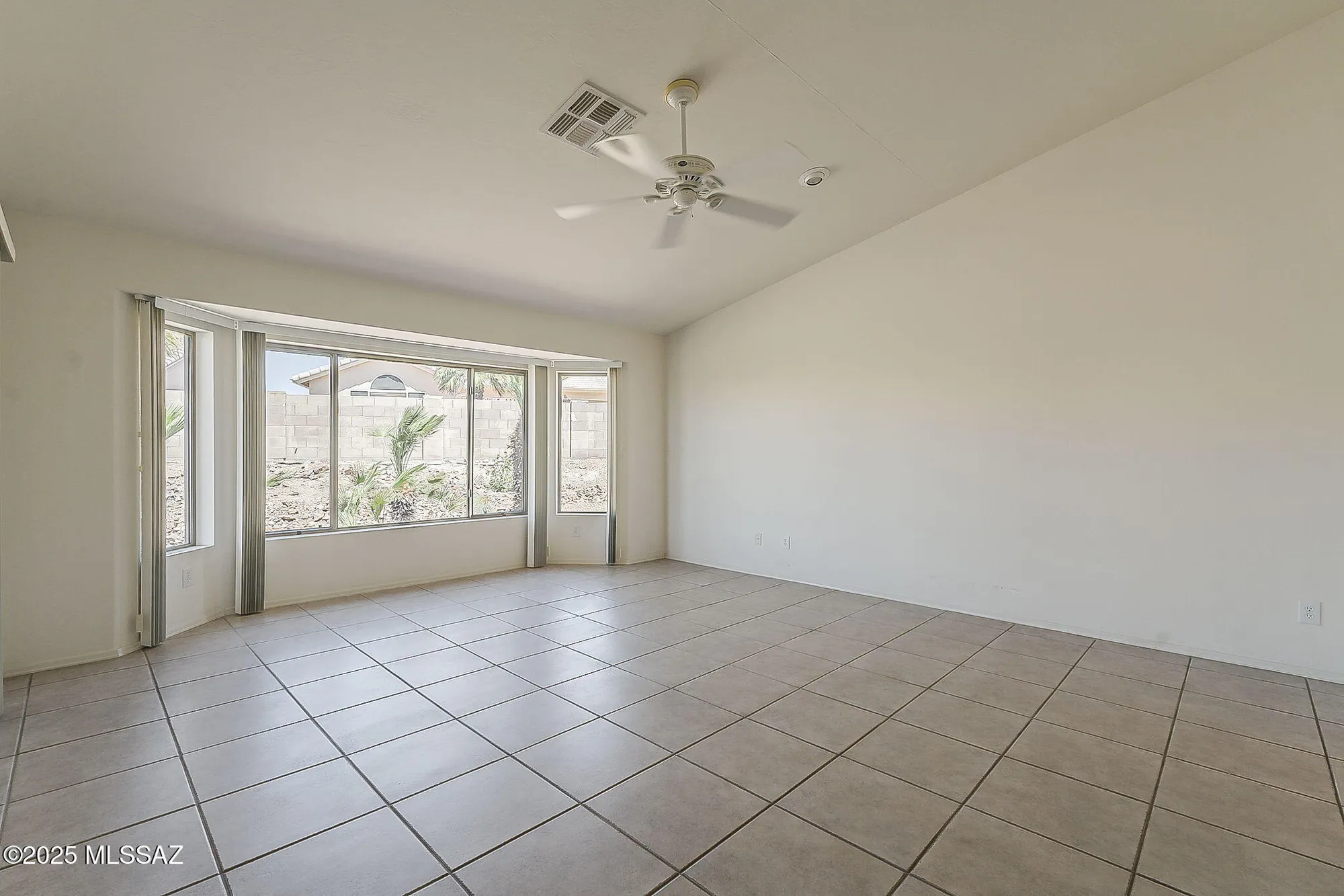 Property Slideshow image 17 of 35 | 65704 e rose crest dr, Saddlebrooke, AZ, 85739