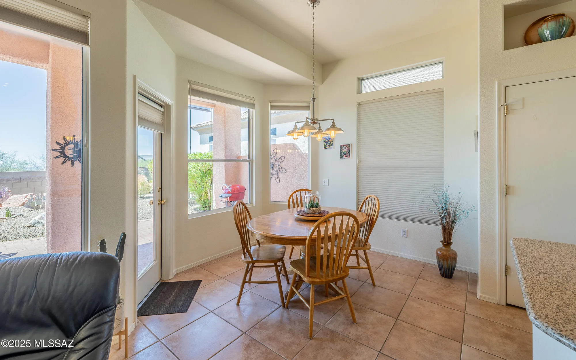 Property Slideshow image 8 of 40 | 5379 w tearblanket pl, Marana, AZ, 85658