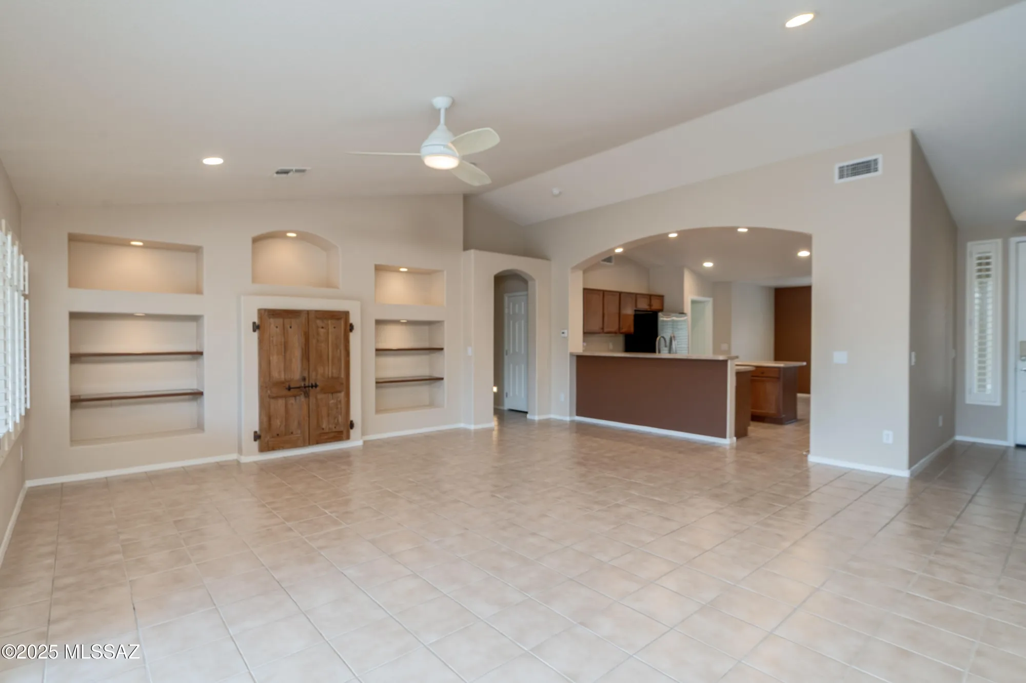 Property Slideshow image 11 of 50 | 1986 e orinda ln, Green Valley, AZ, 85614