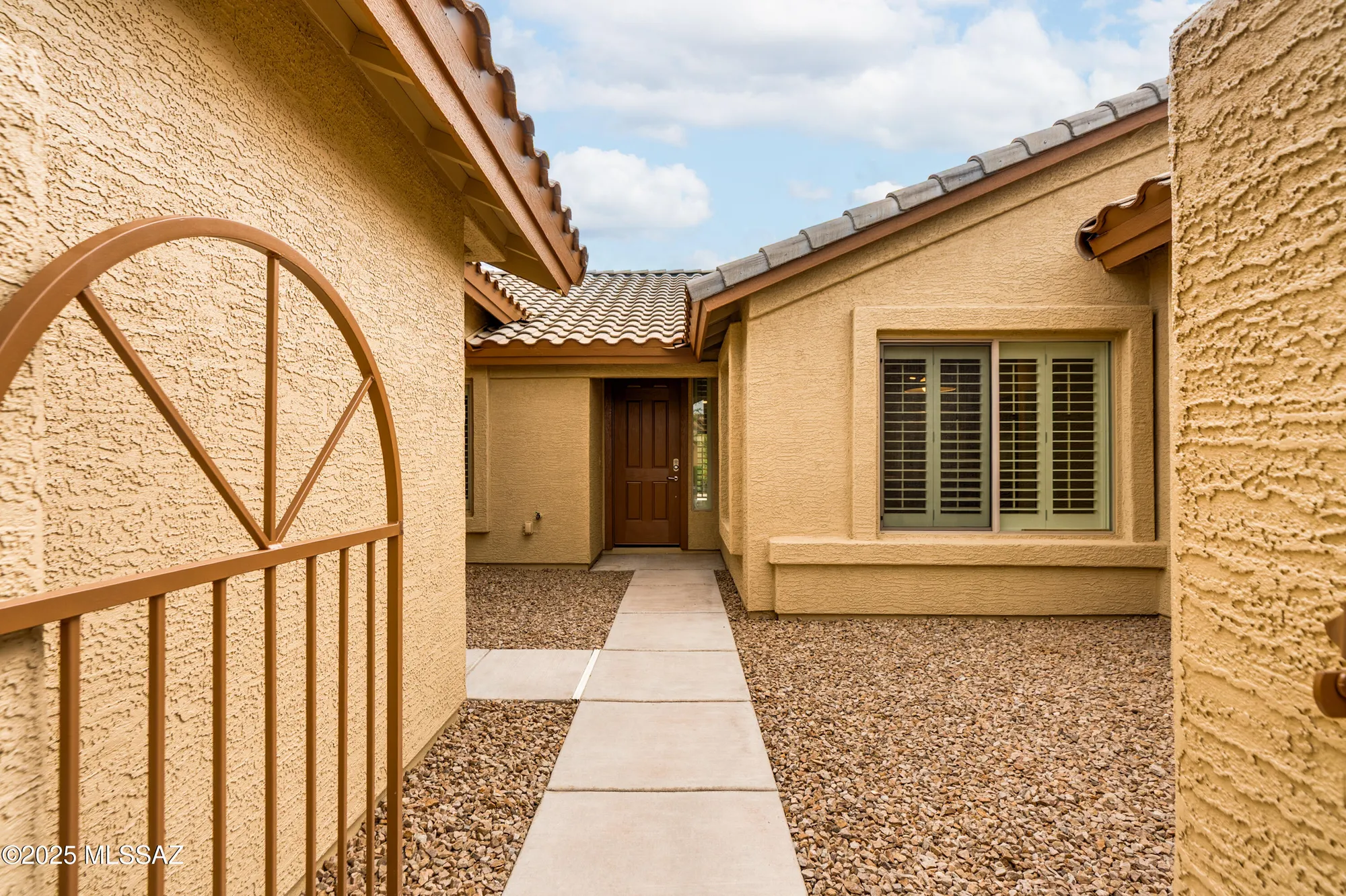Property Slideshow image 6 of 50 | 1986 e orinda ln, Green Valley, AZ, 85614