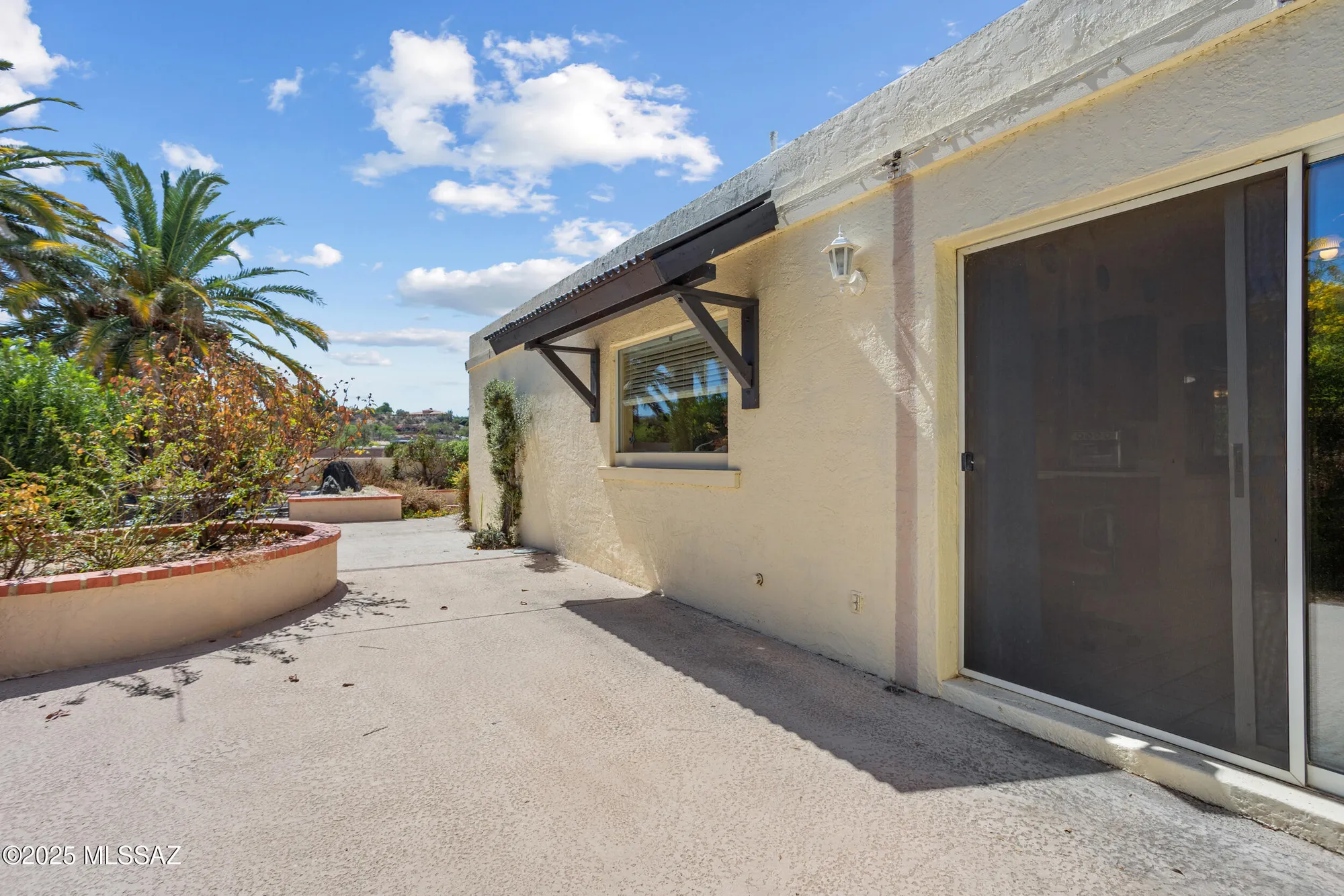 Property Slideshow image 33 of 52 | 7912 n casas cameo, Tucson, AZ, 85742