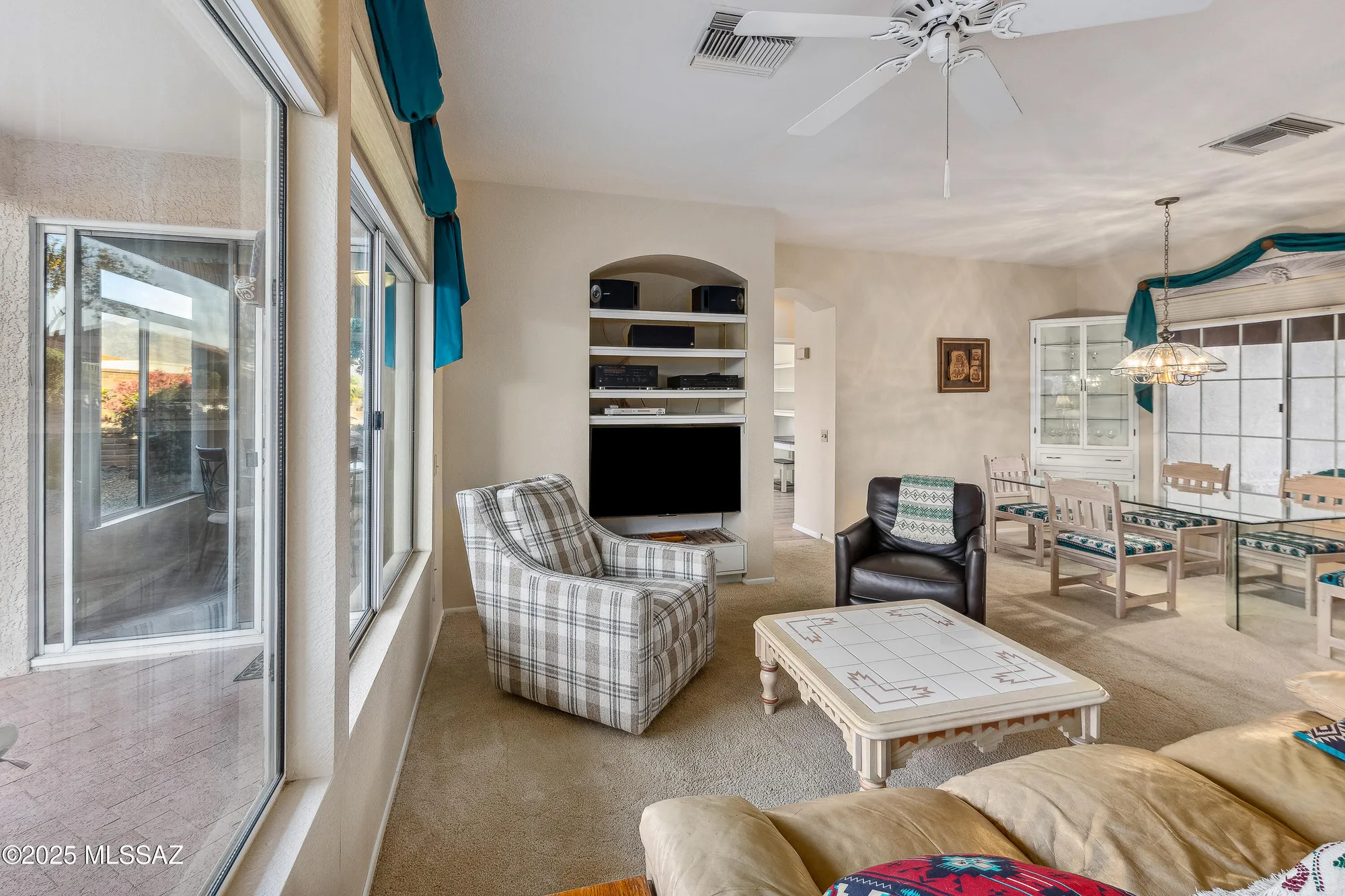 Property Slideshow image 14 of 50 | 1013 e coachwood dr, Oro Valley, AZ, 85755