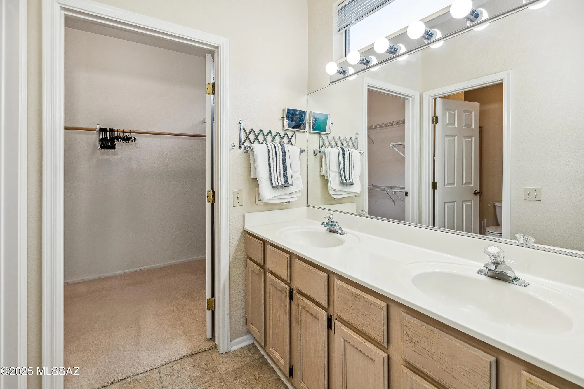 Property Slideshow image 23 of 50 | 1013 e coachwood dr, Oro Valley, AZ, 85755