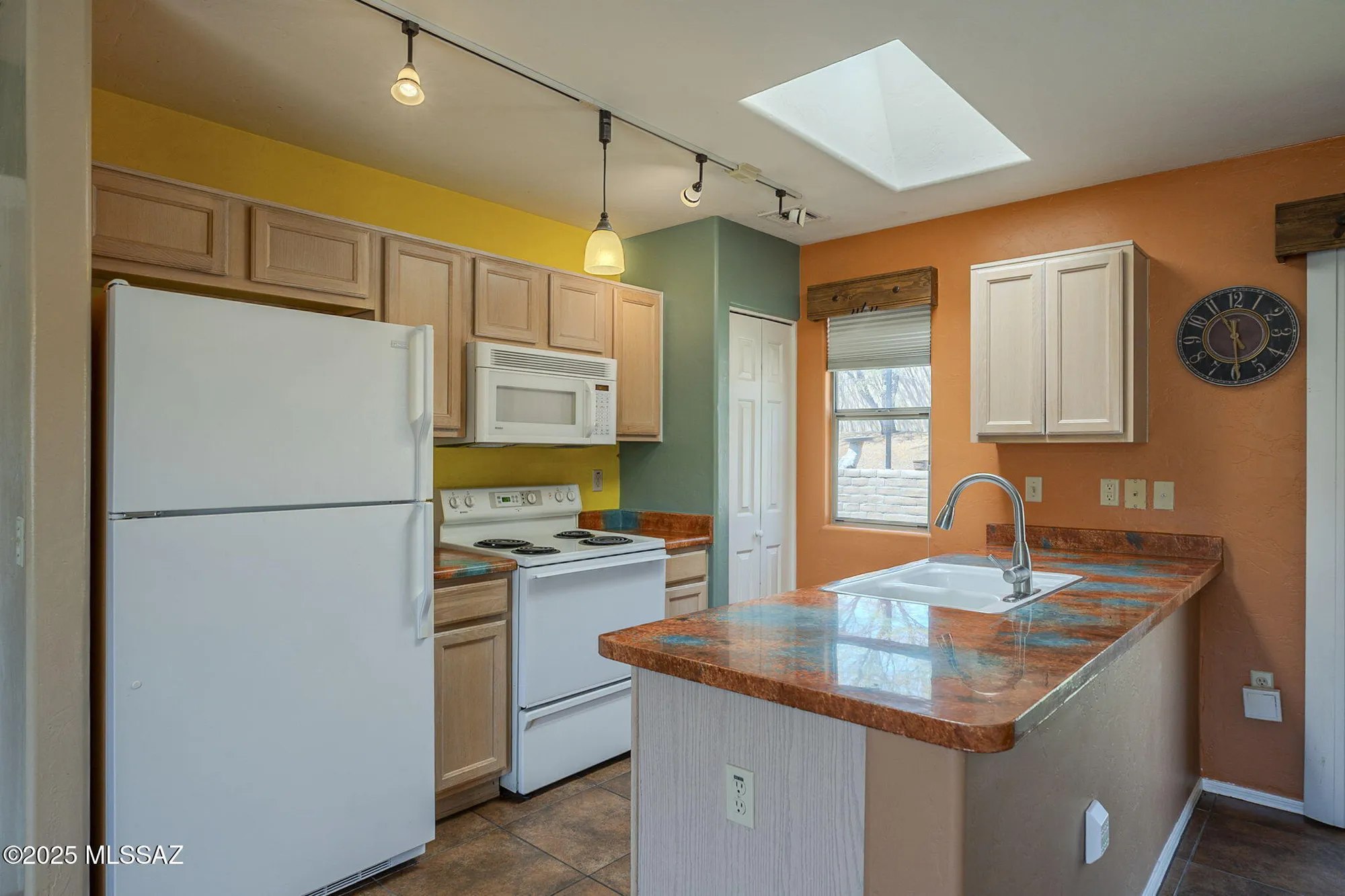 Property Slideshow image 10 of 32 | 3788 s paseo de los nardos, Green Valley, AZ, 85614