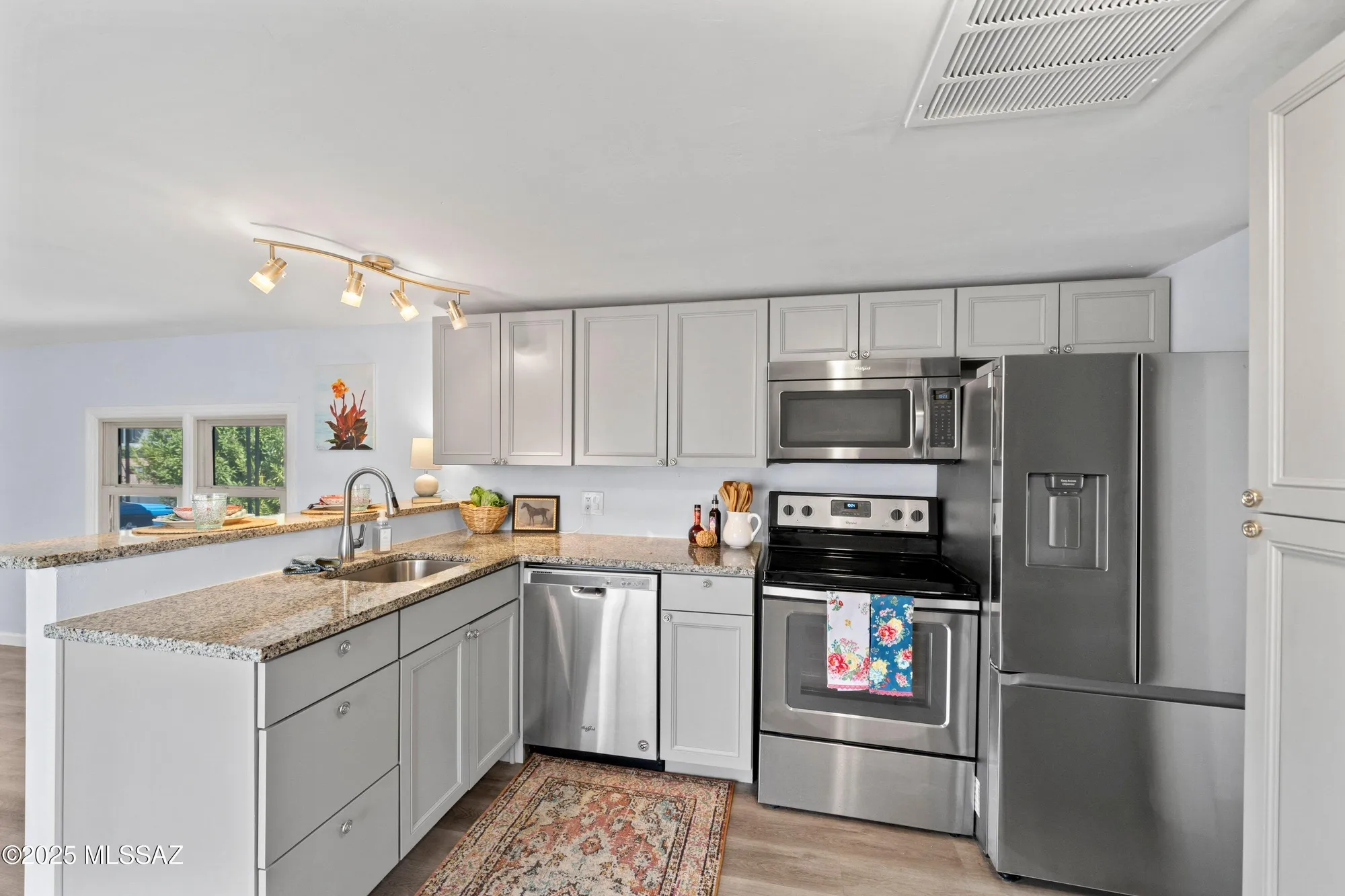 Property Slideshow image 7 of 26 | 1816 n pacana way, Green Valley, AZ, 85614