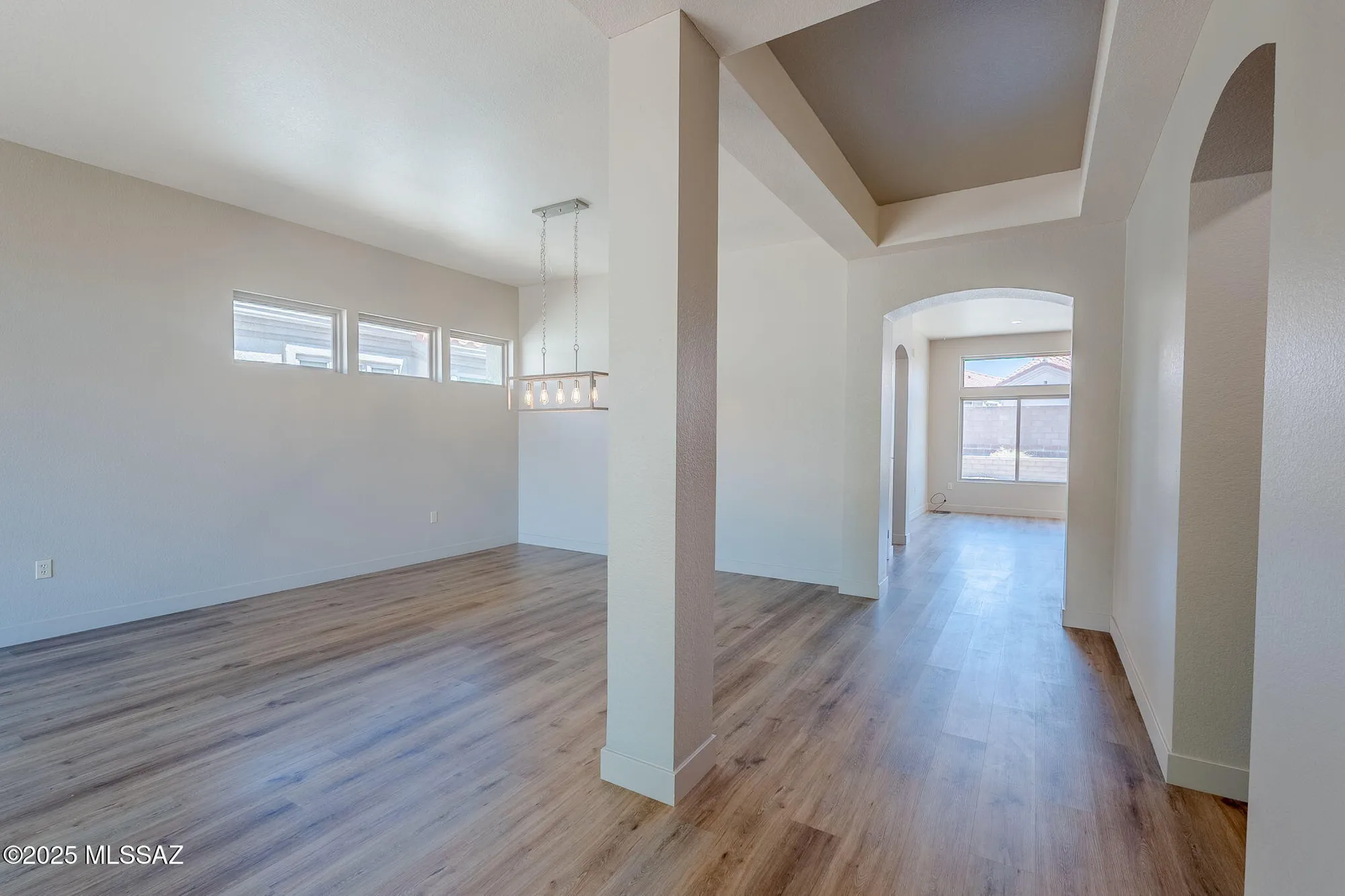 Property Slideshow image 2 of 29 | 14218 n cirrus hill dr, Oro Valley, AZ, 85755
