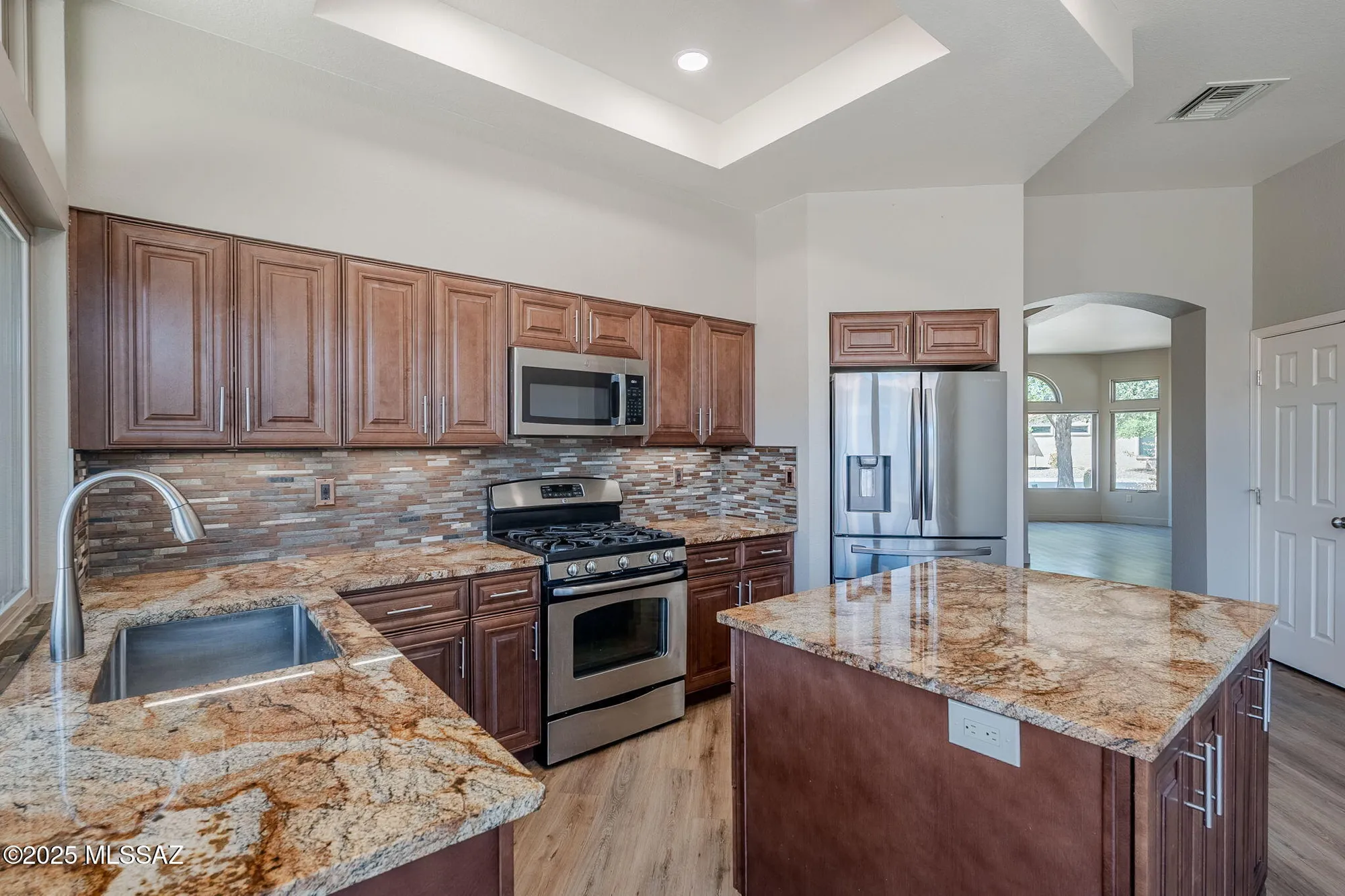 Property Slideshow image 8 of 29 | 14218 n cirrus hill dr, Oro Valley, AZ, 85755