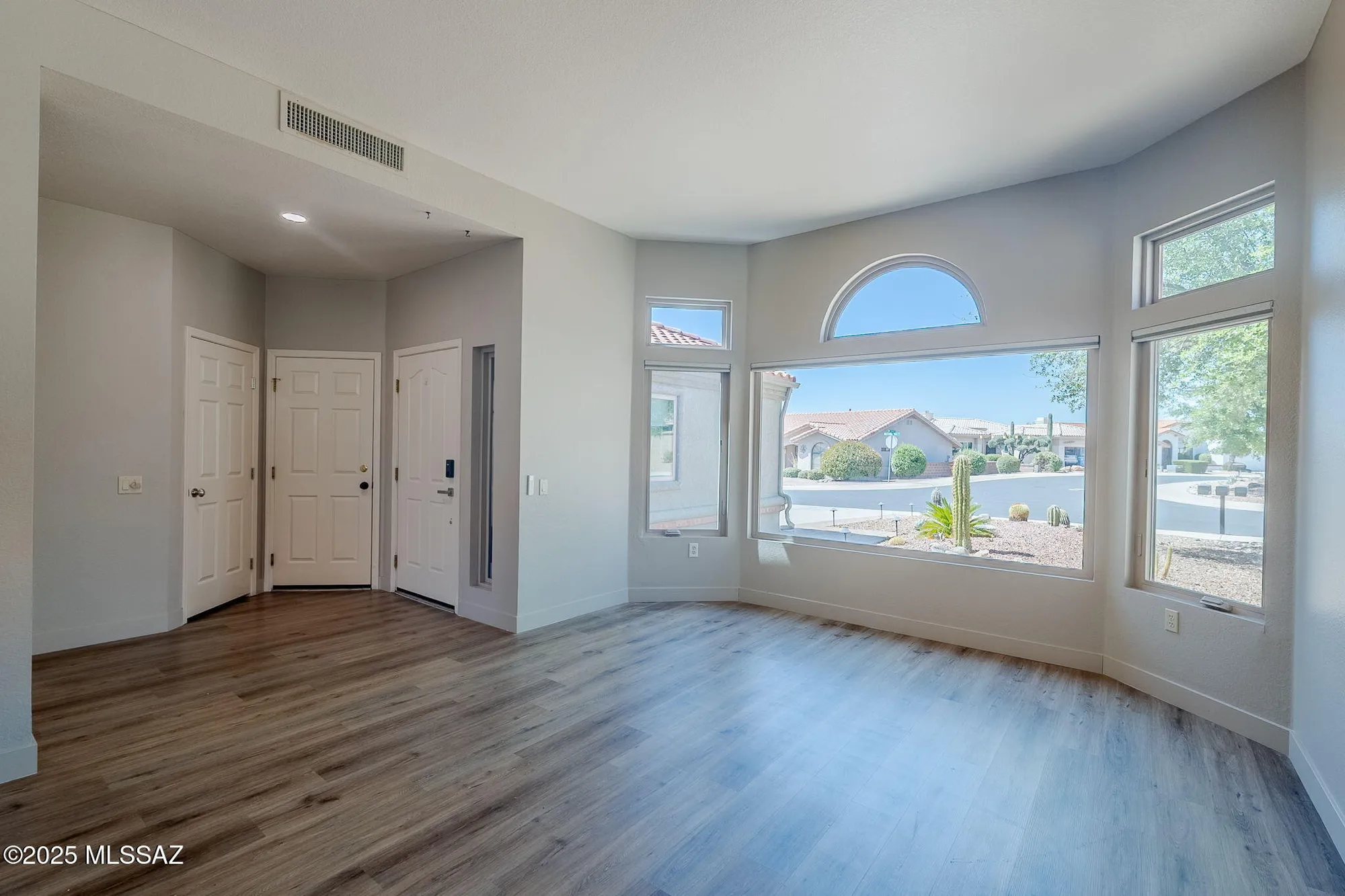 Property Slideshow image 4 of 29 | 14218 n cirrus hill dr, Oro Valley, AZ, 85755